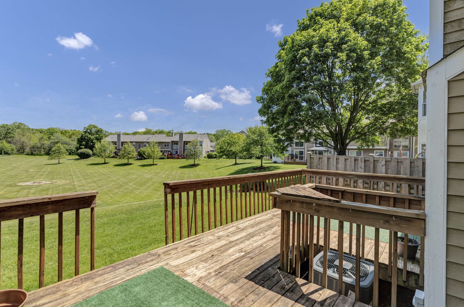 379 Ascot Lane