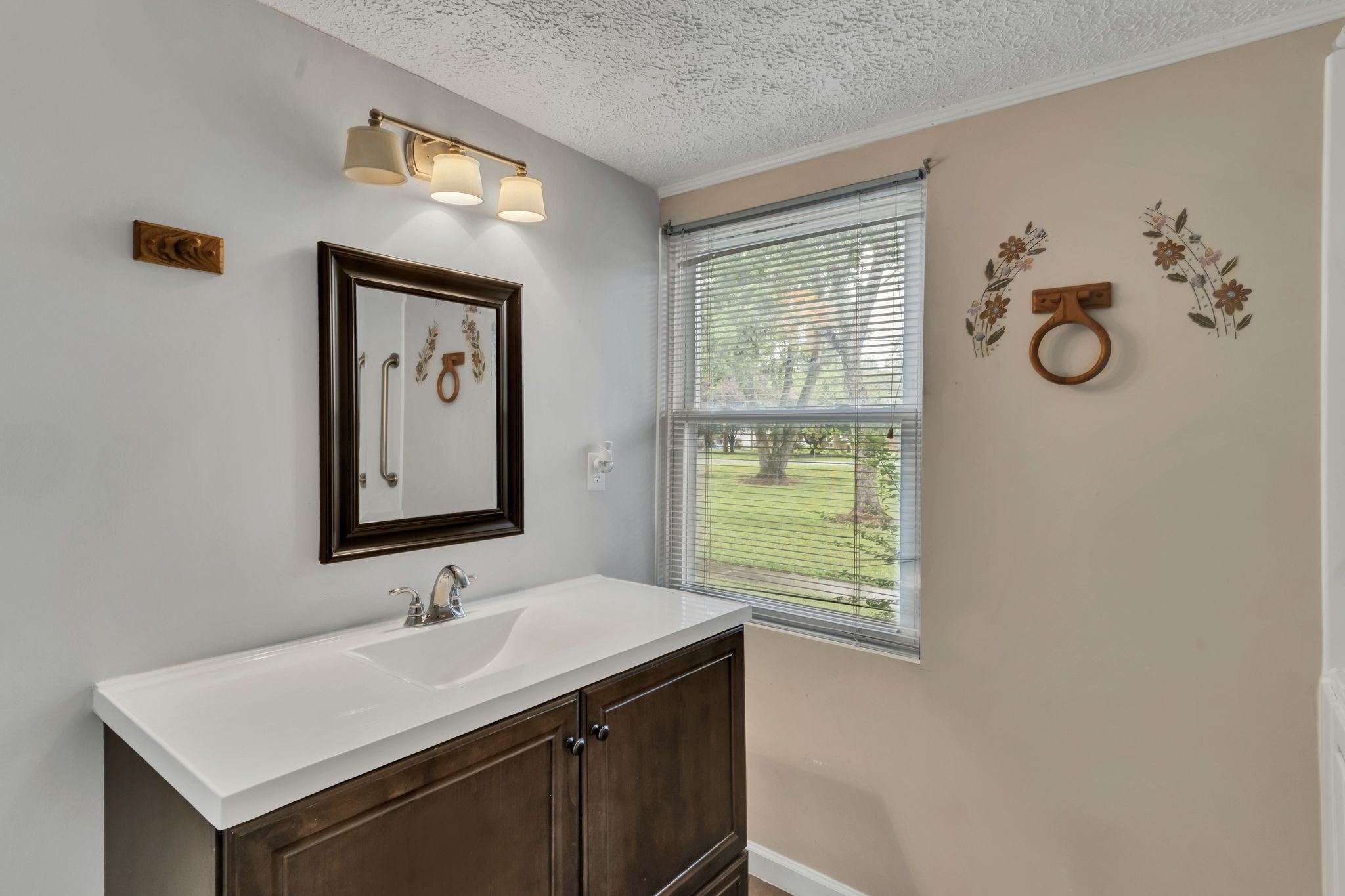 801 Evergreen Trl