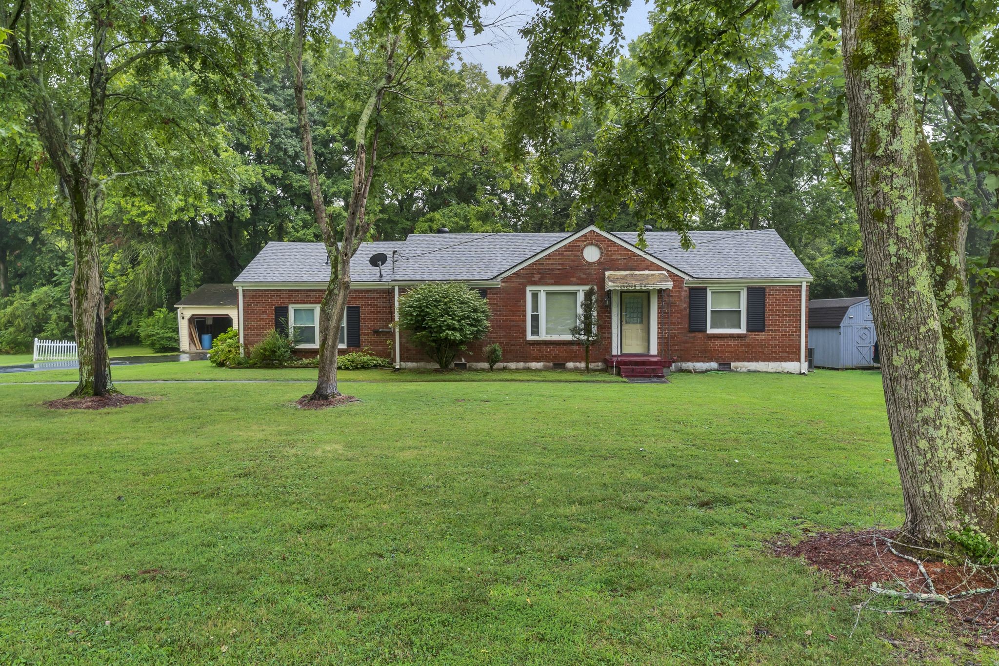 801 Evergreen Trl