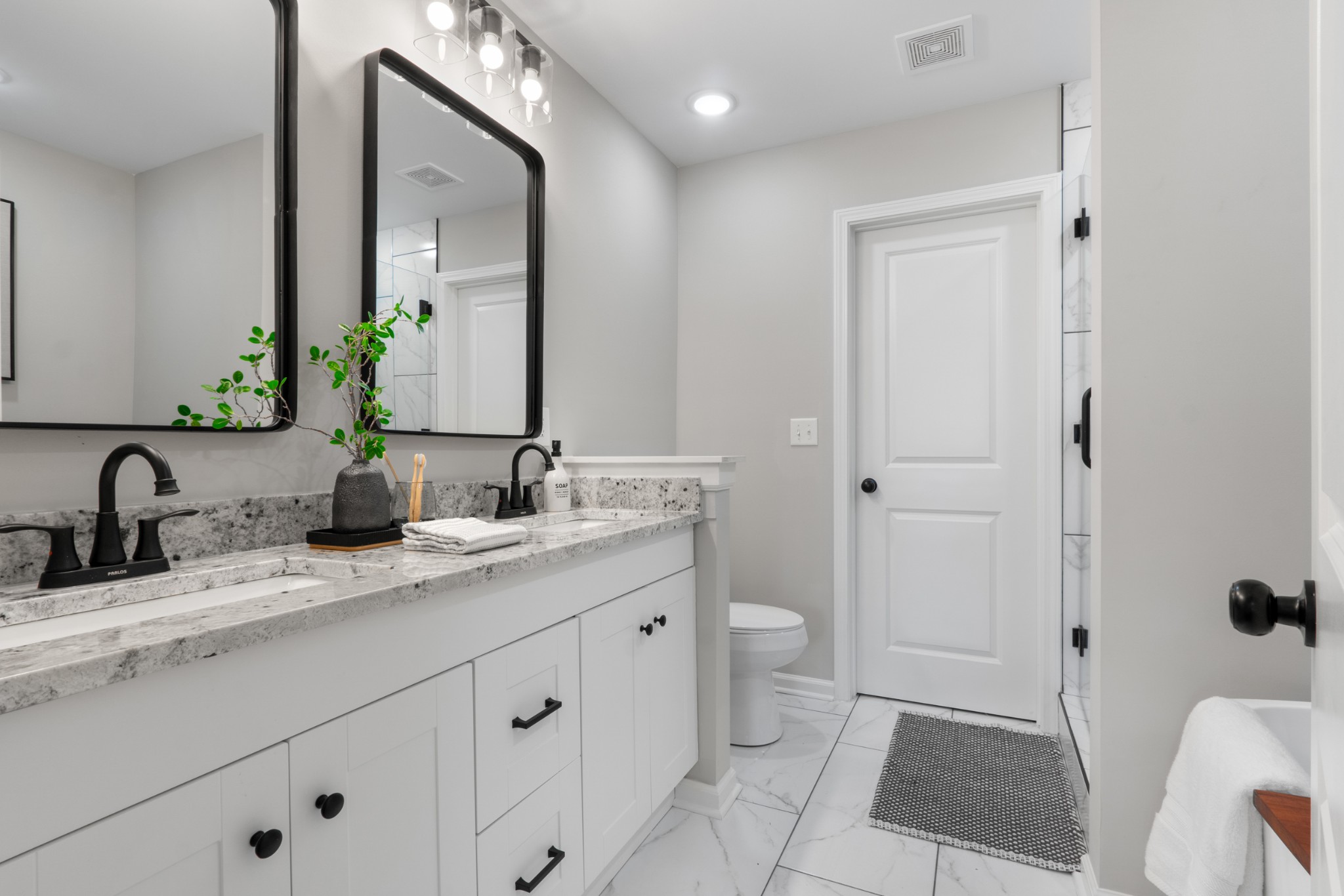 311 S Walnut St Unit: F