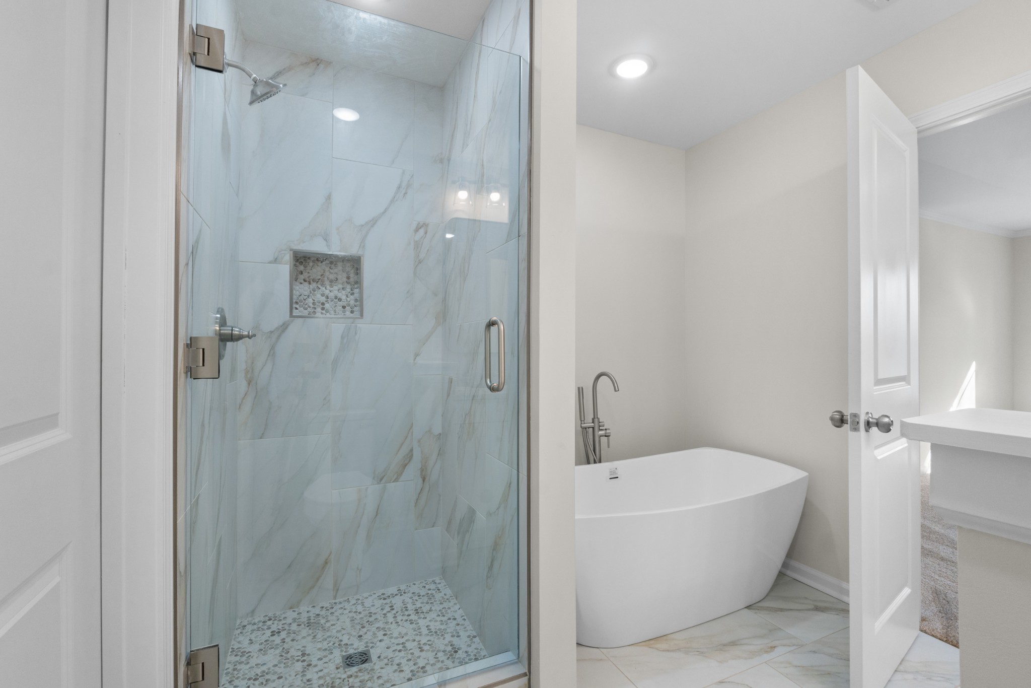 311 S Walnut St Unit: F