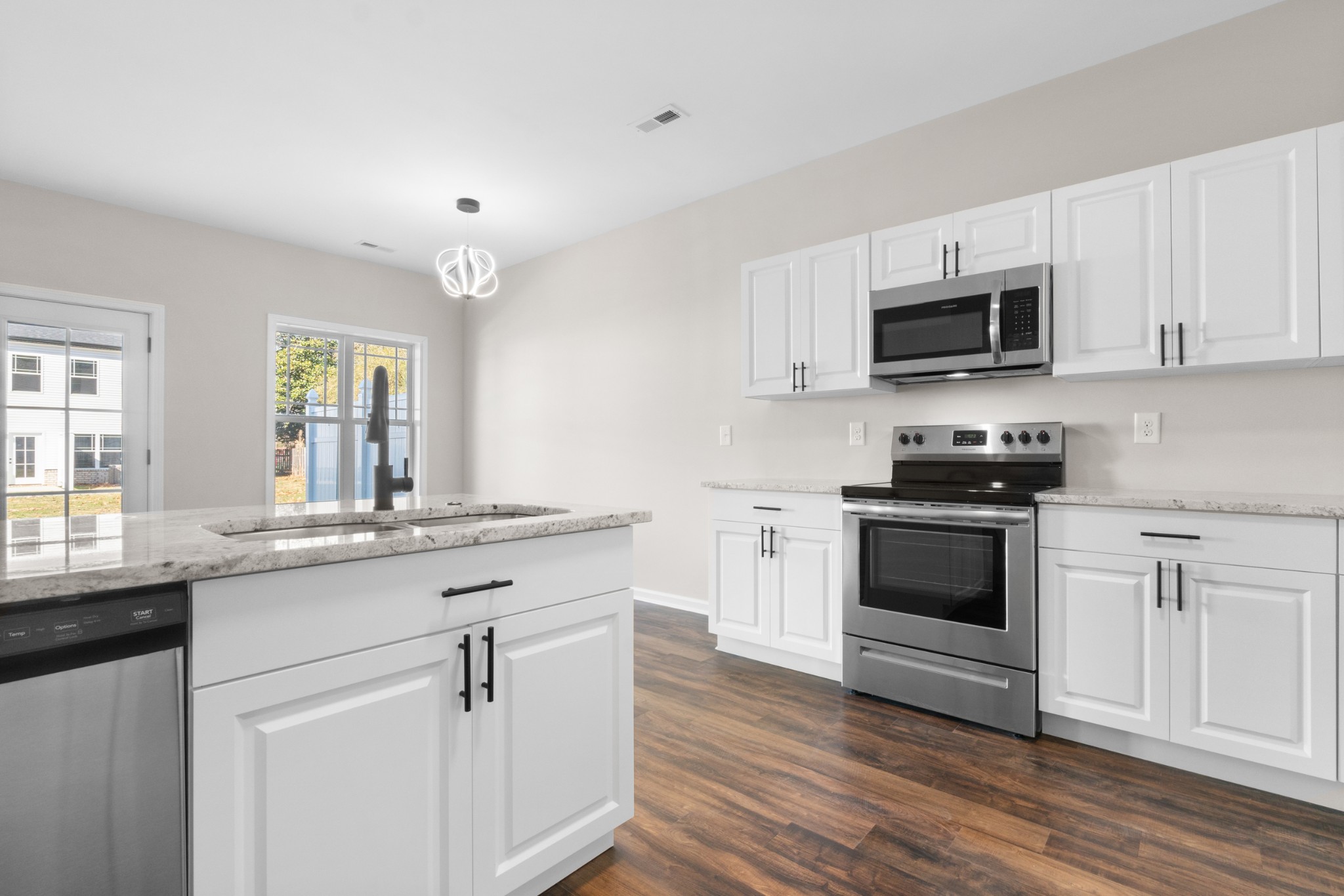311 S Walnut St Unit: G