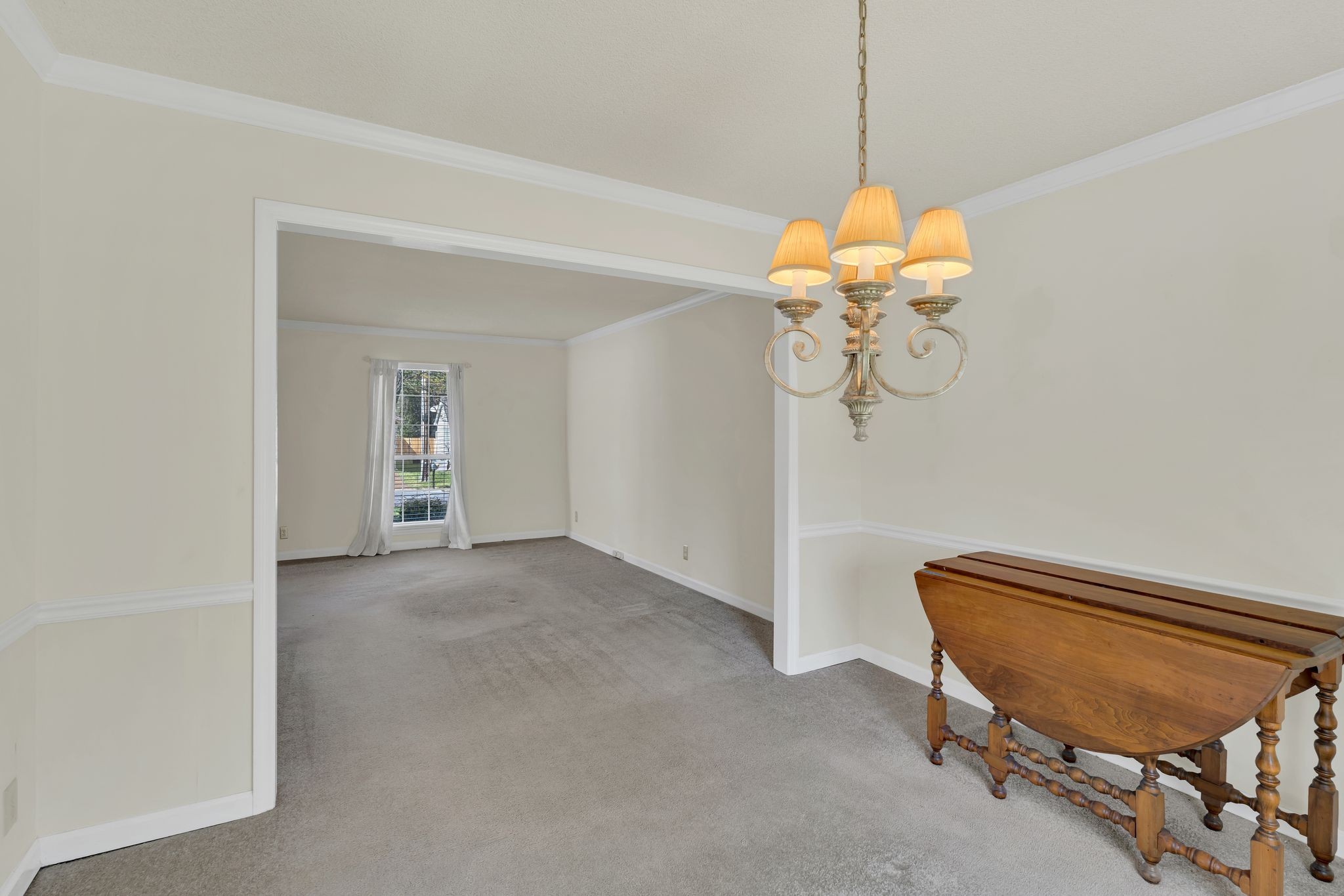 148 White Oak Way
