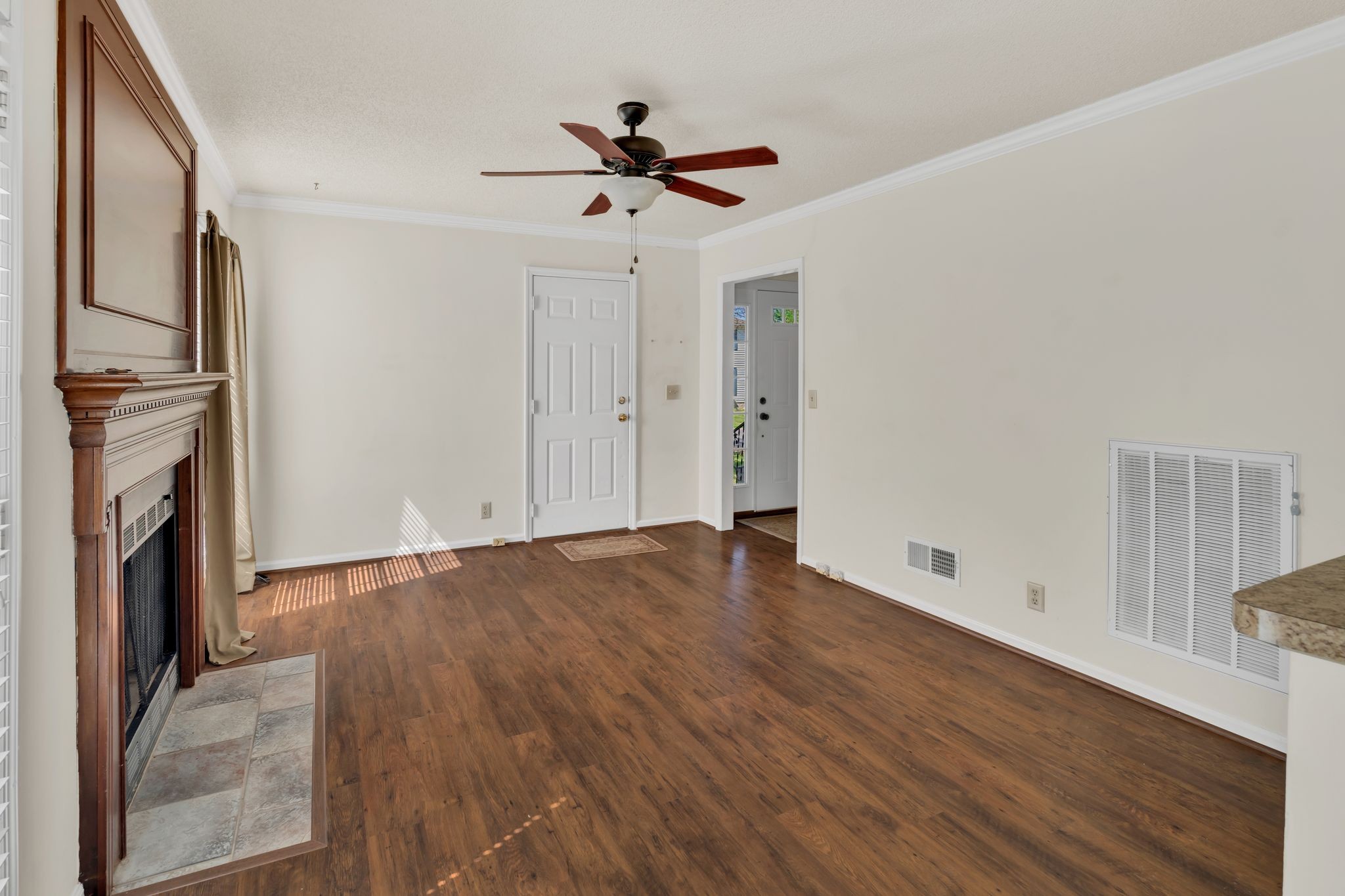 148 White Oak Way