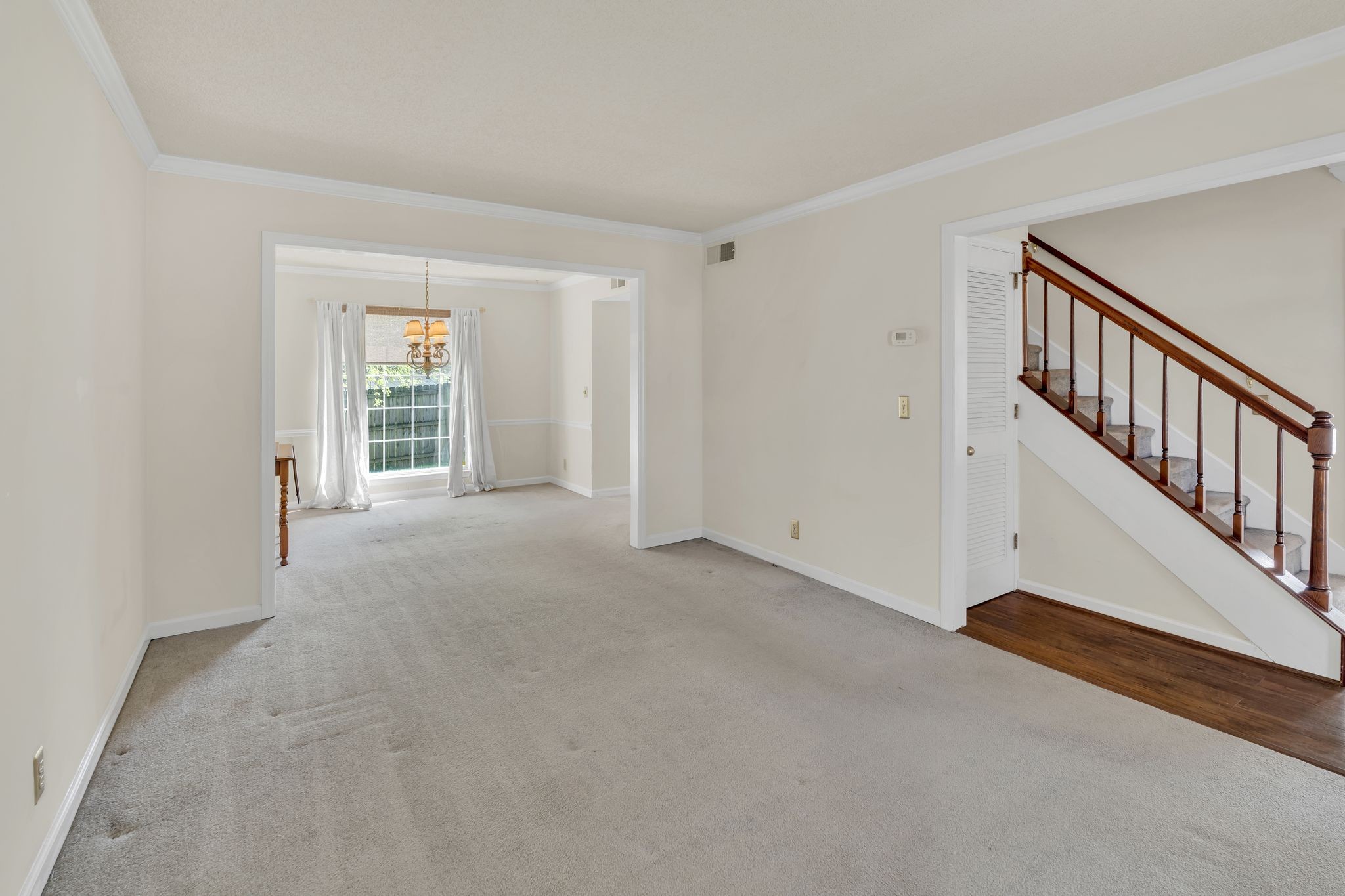 148 White Oak Way