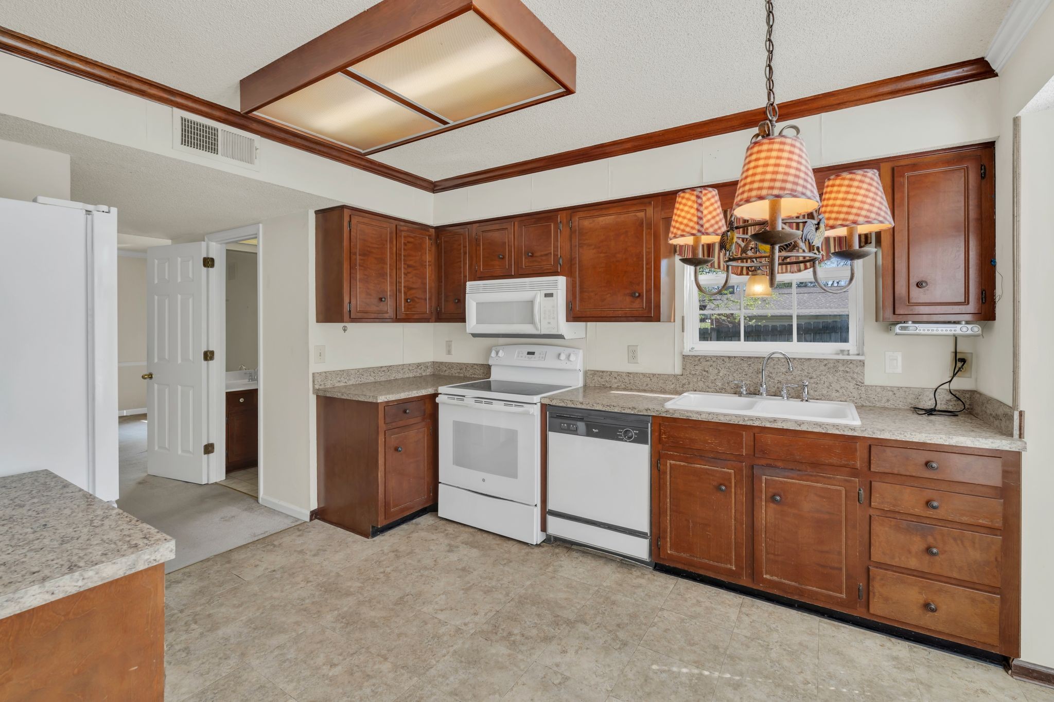 148 White Oak Way