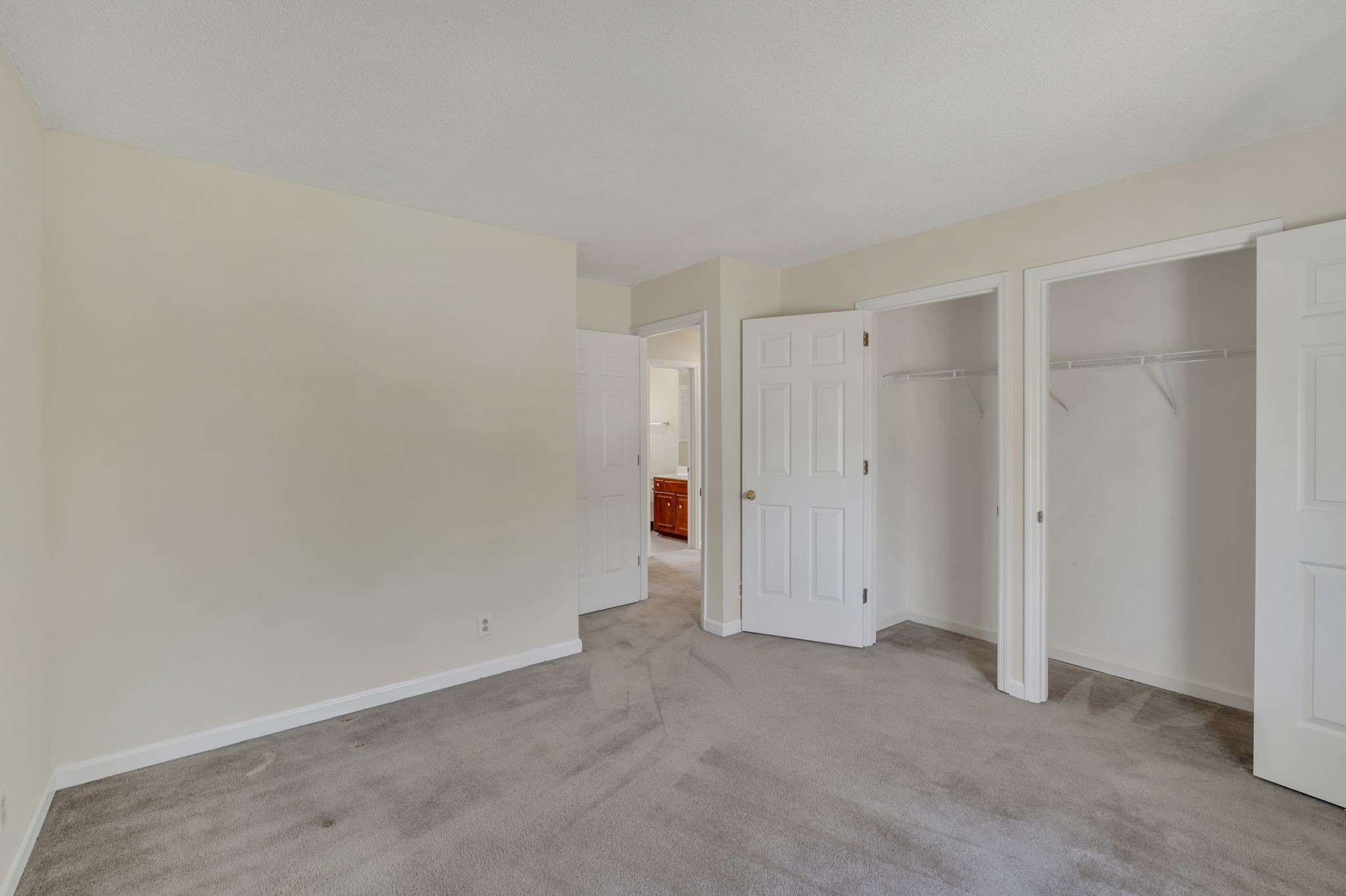 148 White Oak Way