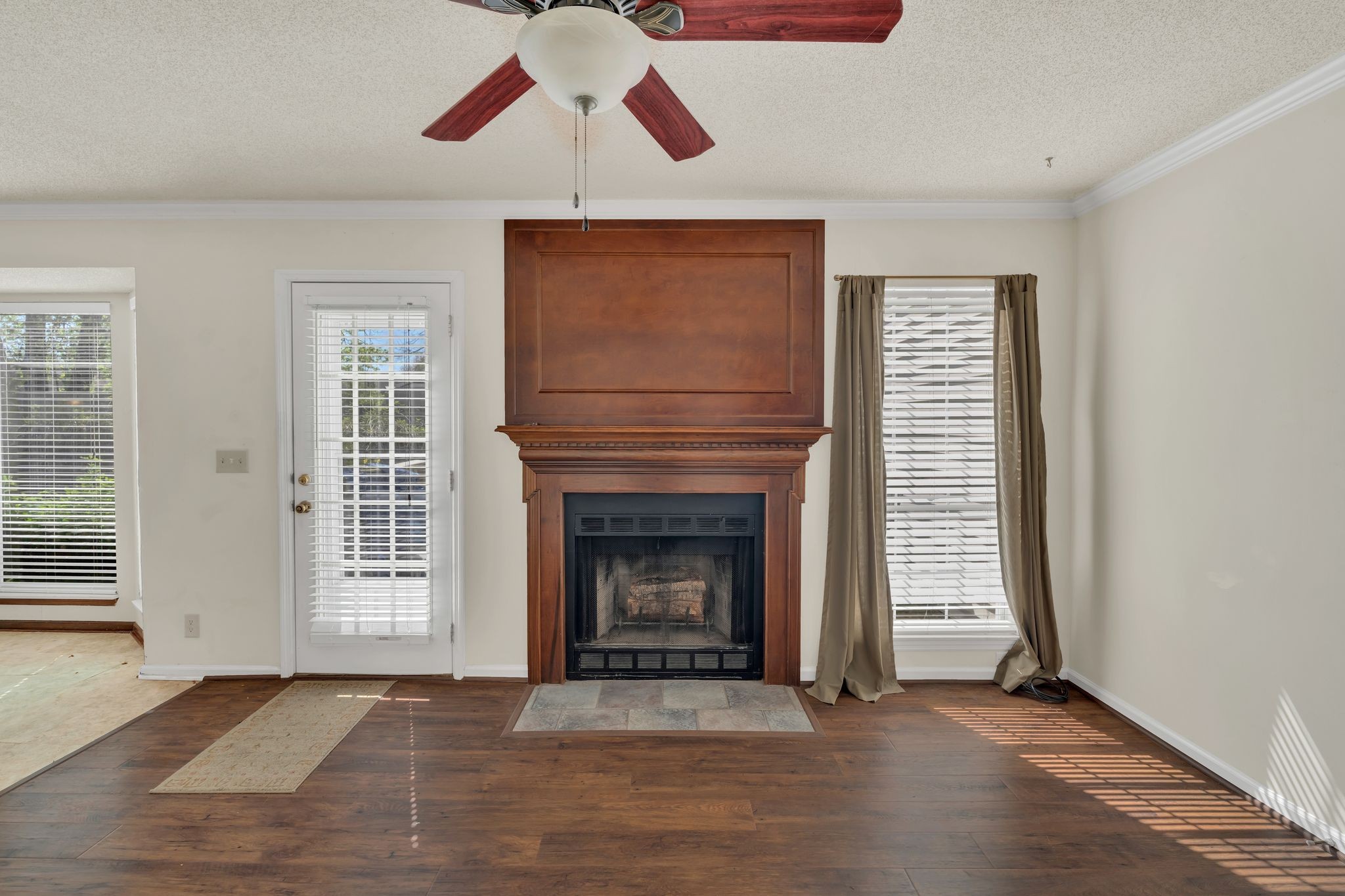 148 White Oak Way