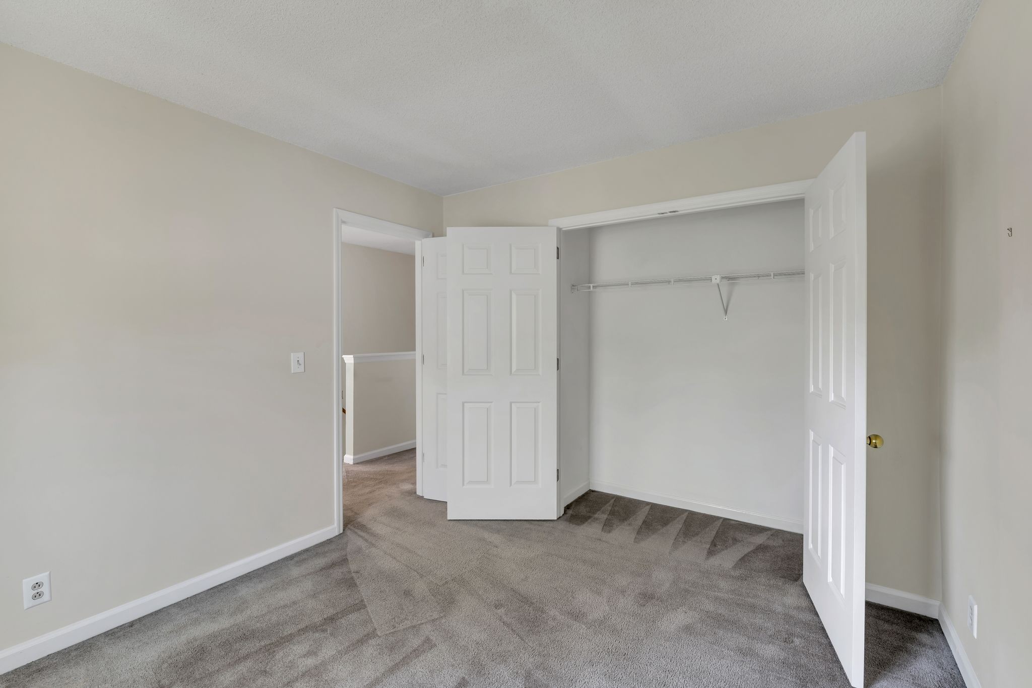 148 White Oak Way