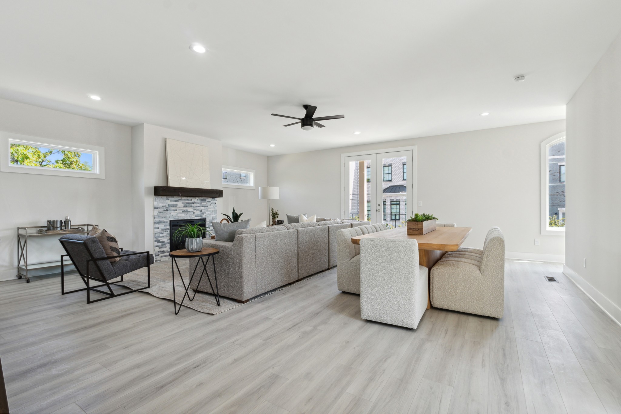 1105 11th Ave, N
