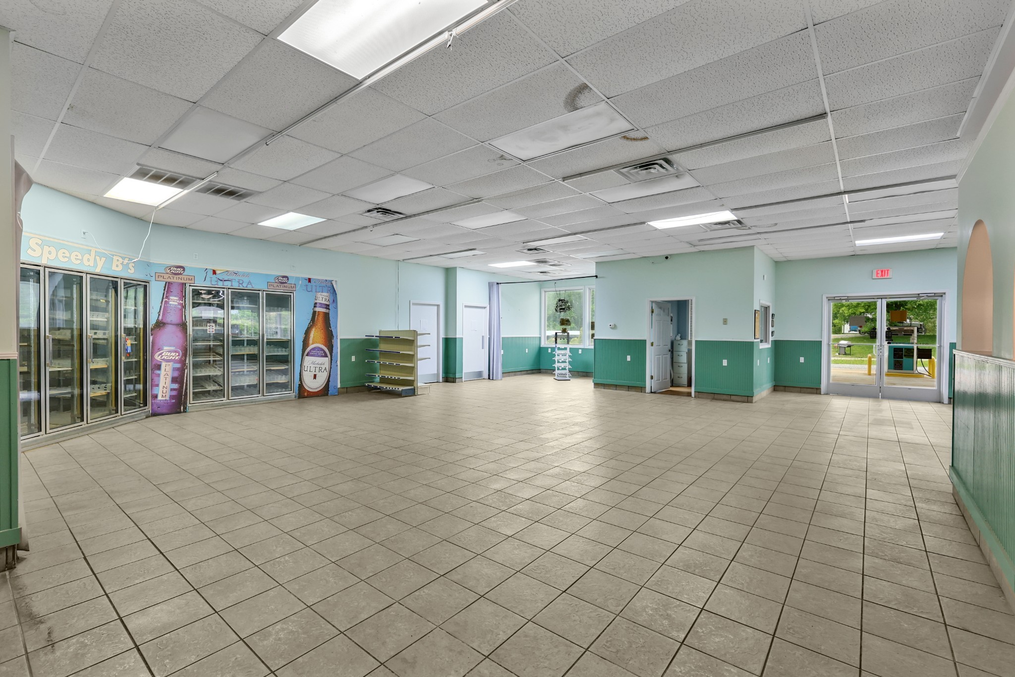 313 N Main St