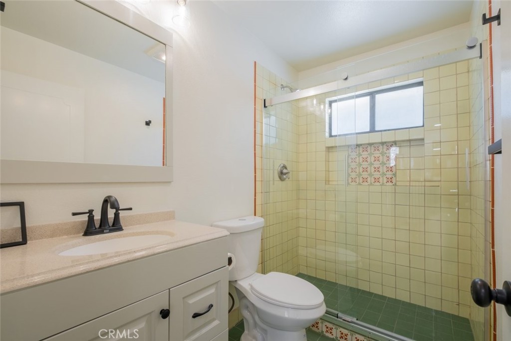 1774 Hillcrest Avenue