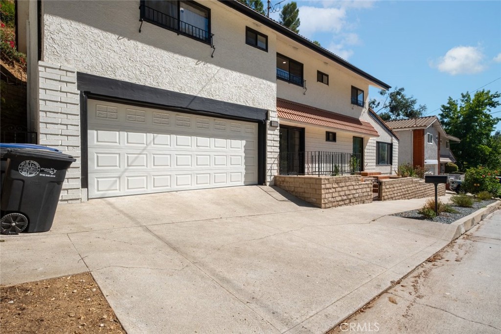 1774 Hillcrest Avenue