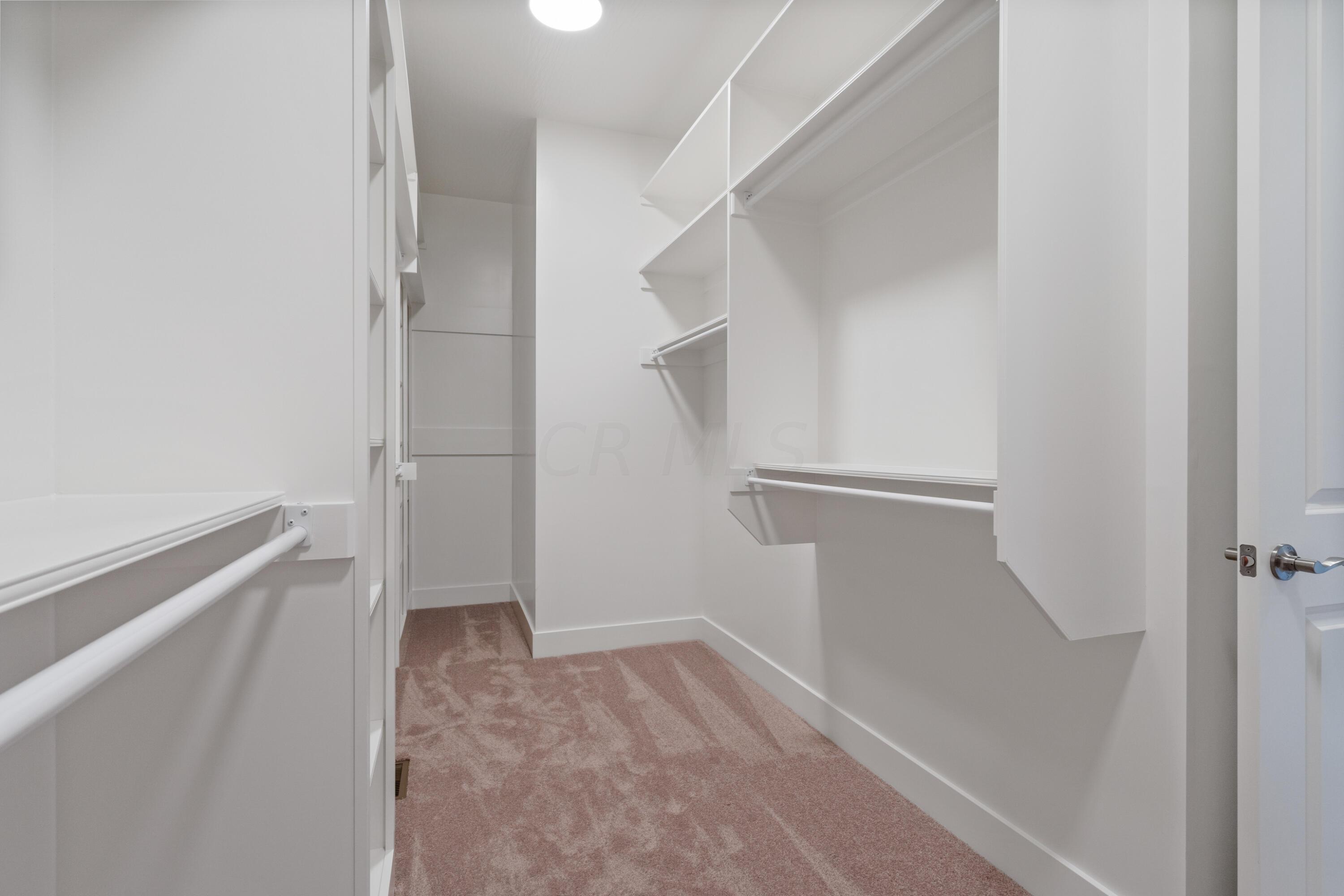 1924 Liberty Bluff Drive