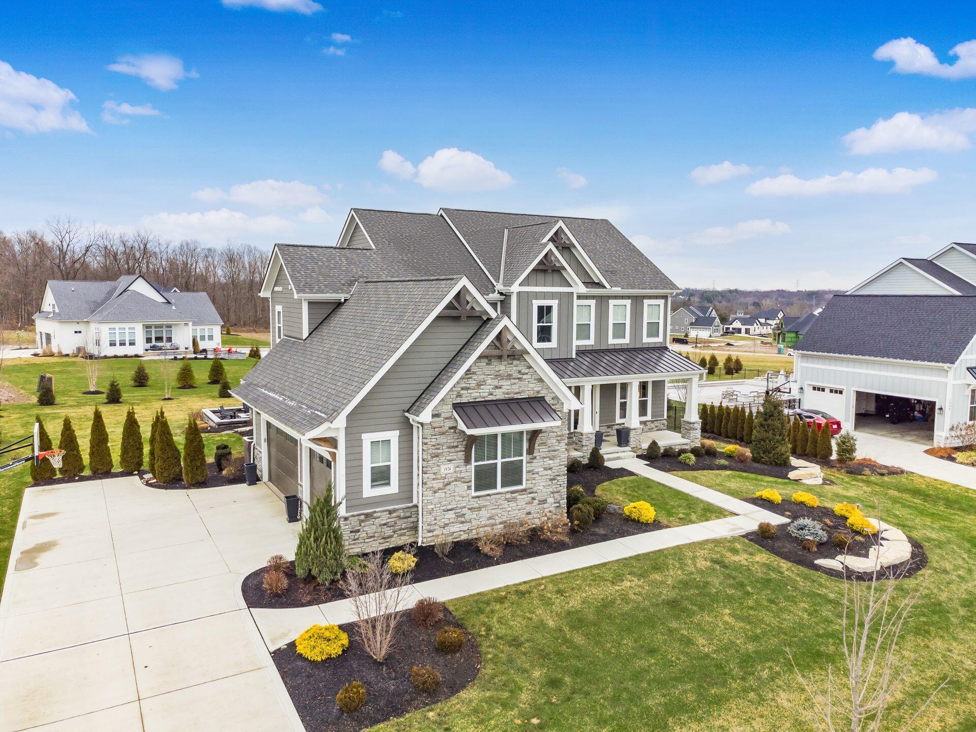 1924 Liberty Bluff Drive