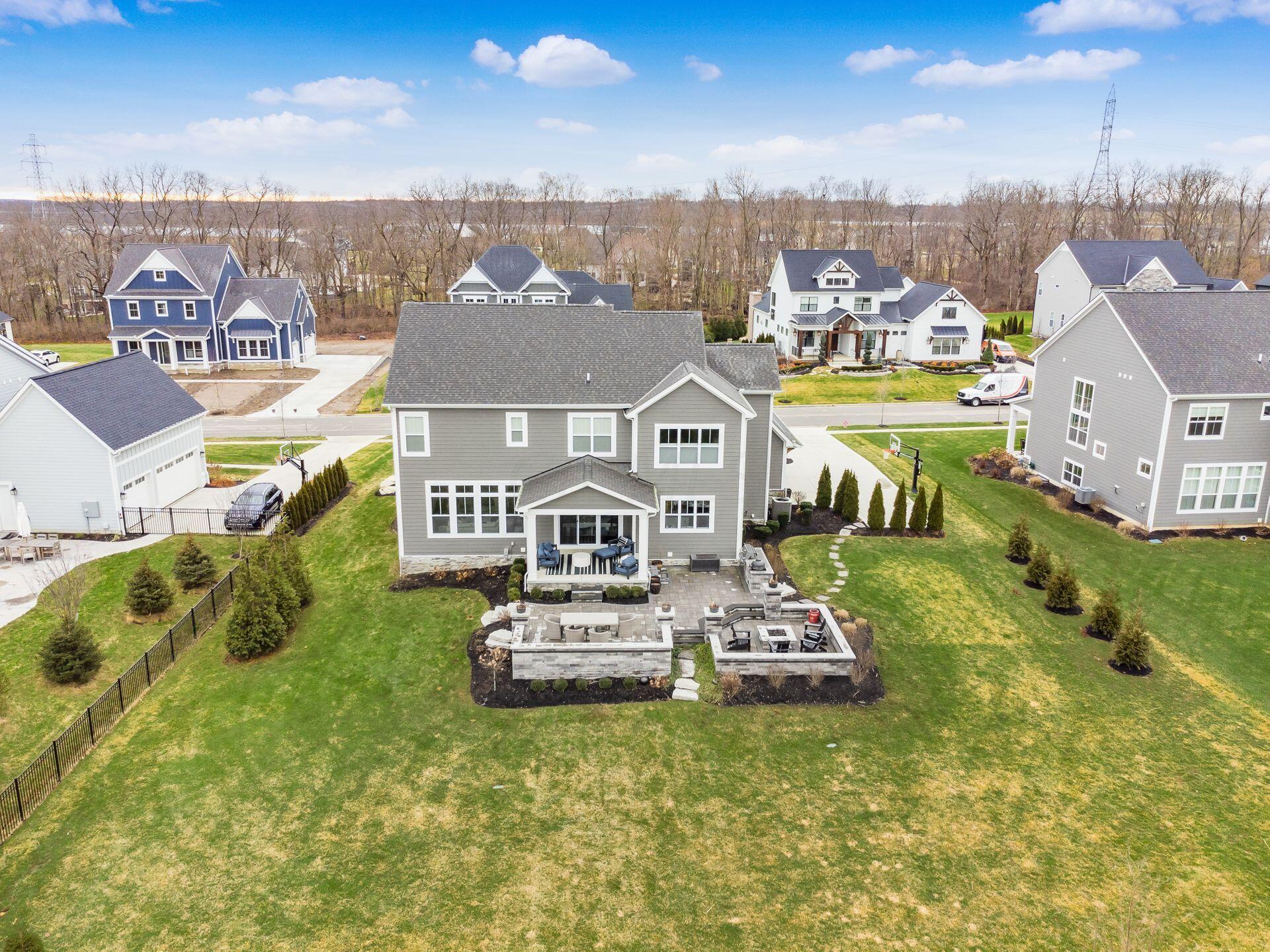 1924 Liberty Bluff Drive