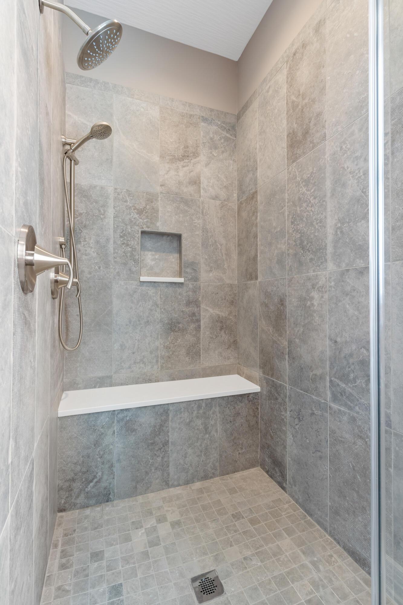 1924 Liberty Bluff Drive