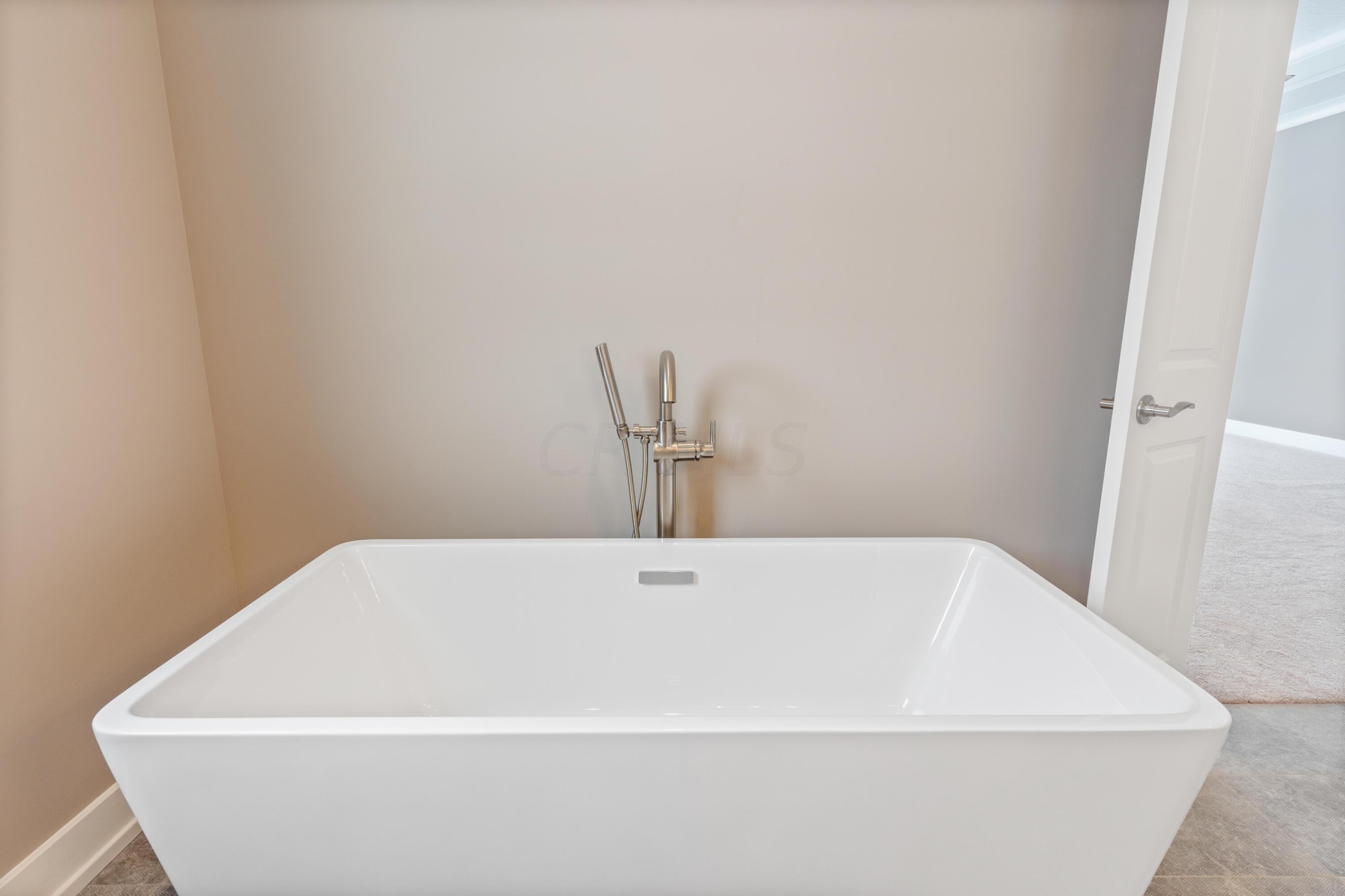 1924 Liberty Bluff Drive