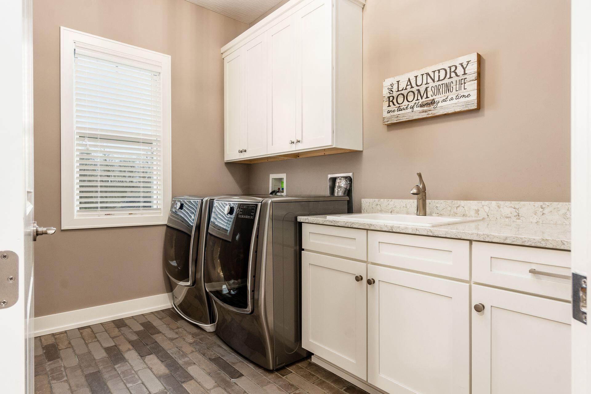 1924 Liberty Bluff Drive