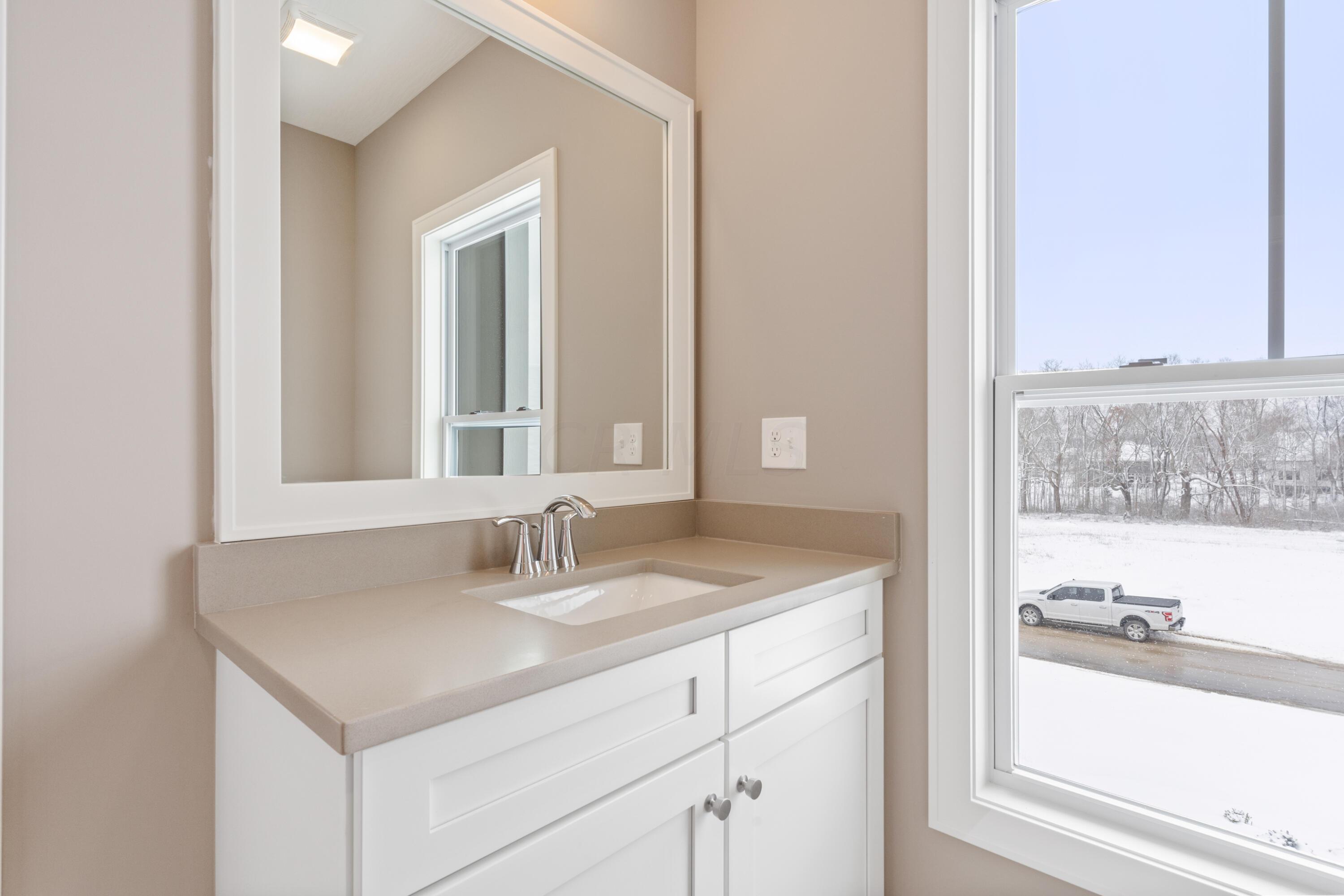 1924 Liberty Bluff Drive