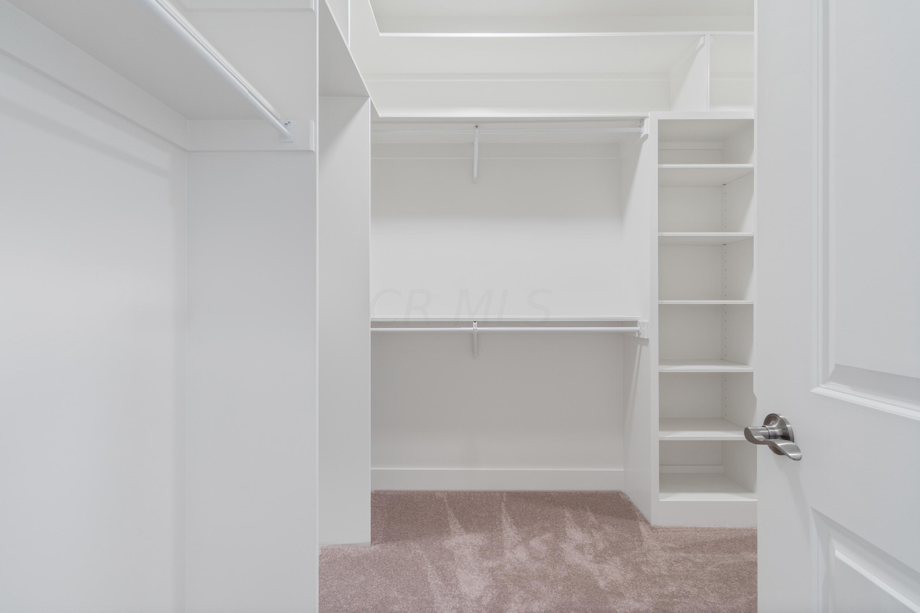 1924 Liberty Bluff Drive