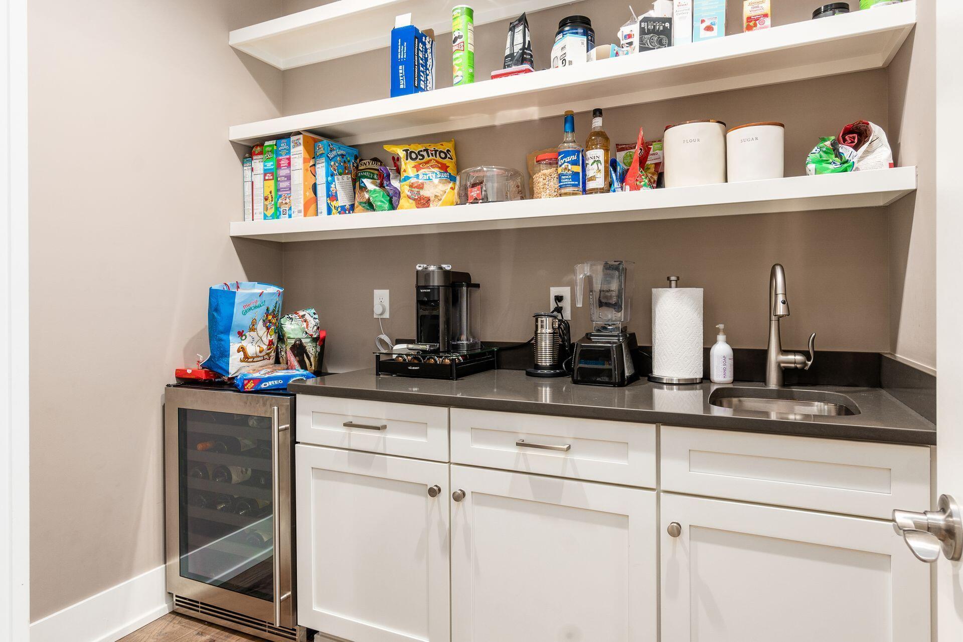 1924 Liberty Bluff Drive