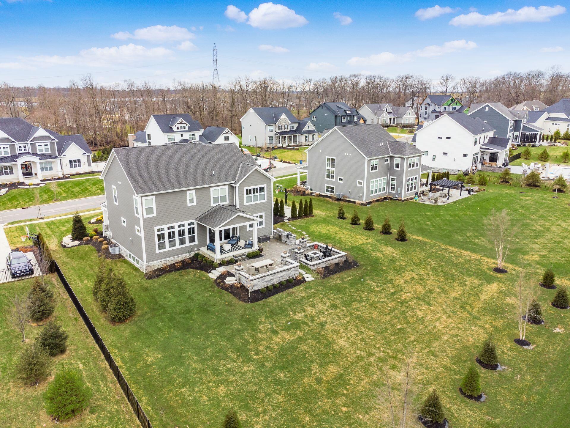 1924 Liberty Bluff Drive