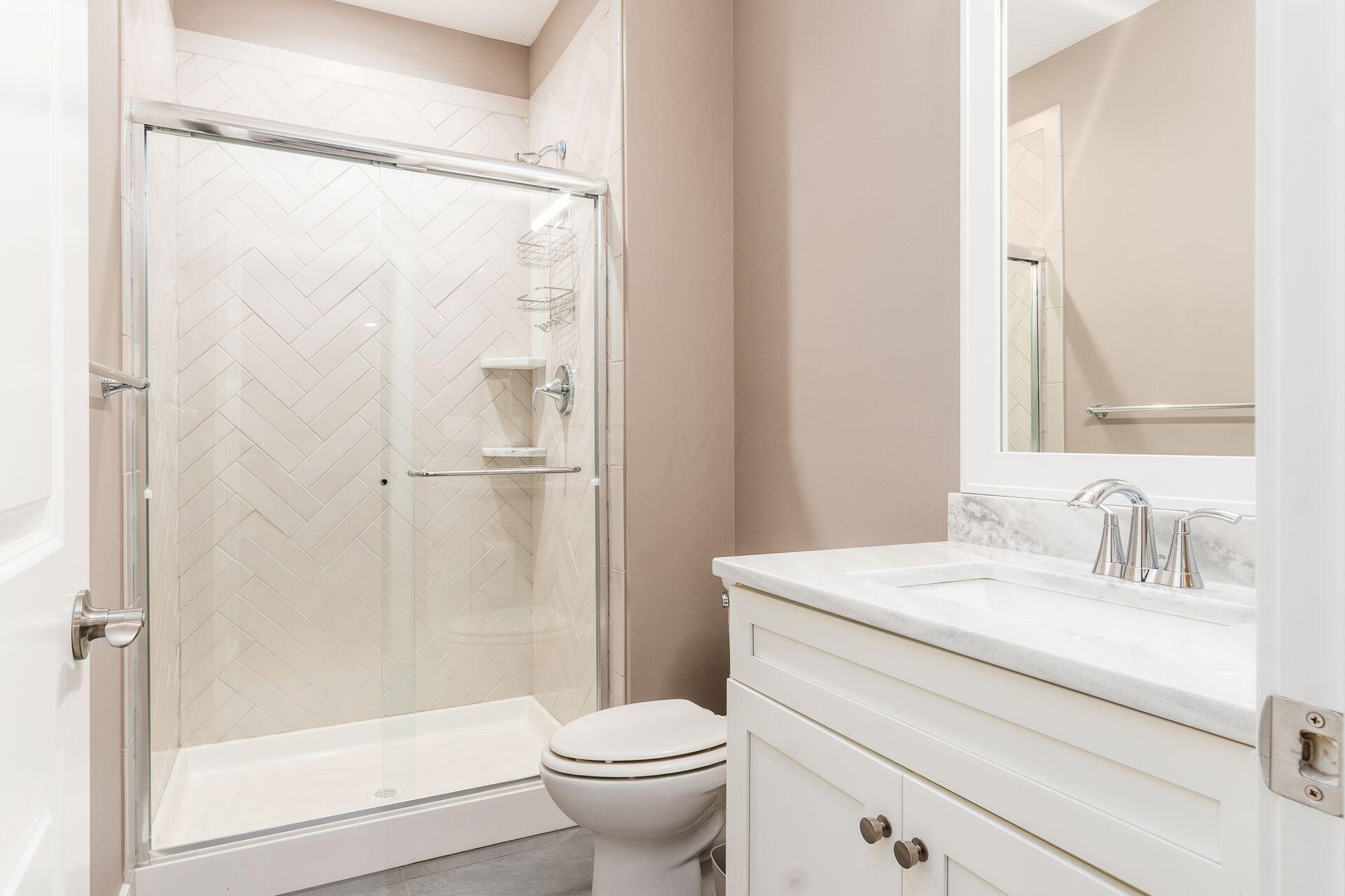 1924 Liberty Bluff Drive