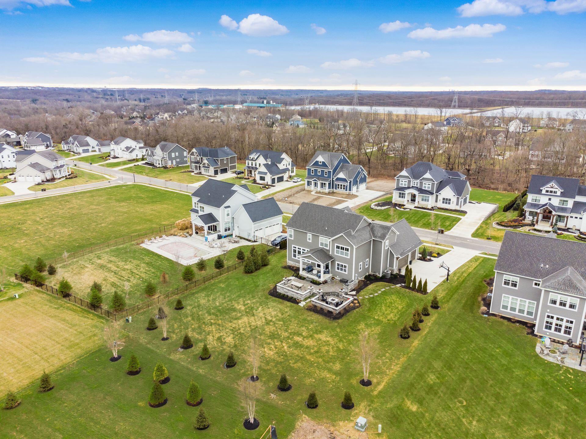 1924 Liberty Bluff Drive