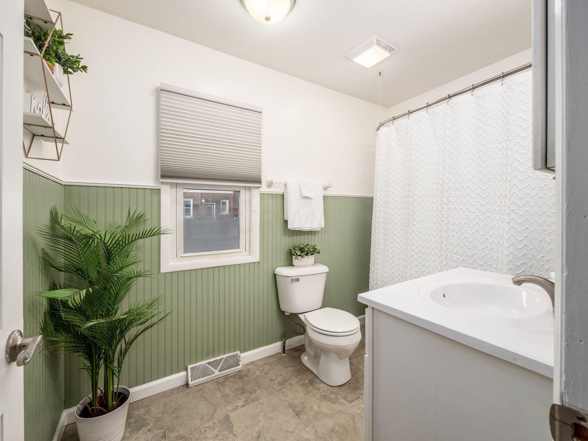 1047 Lancaster Avenue