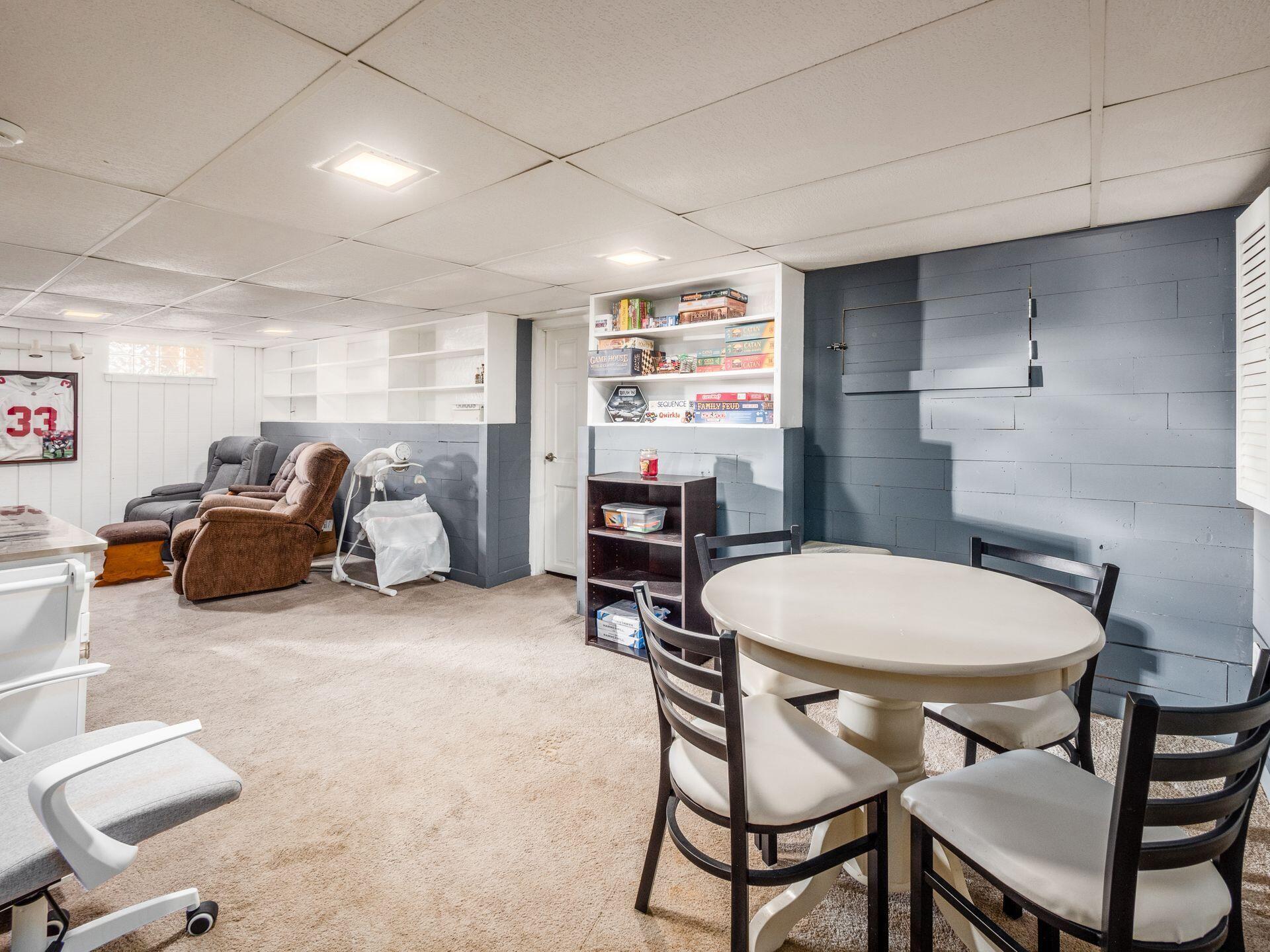 1047 Lancaster Avenue