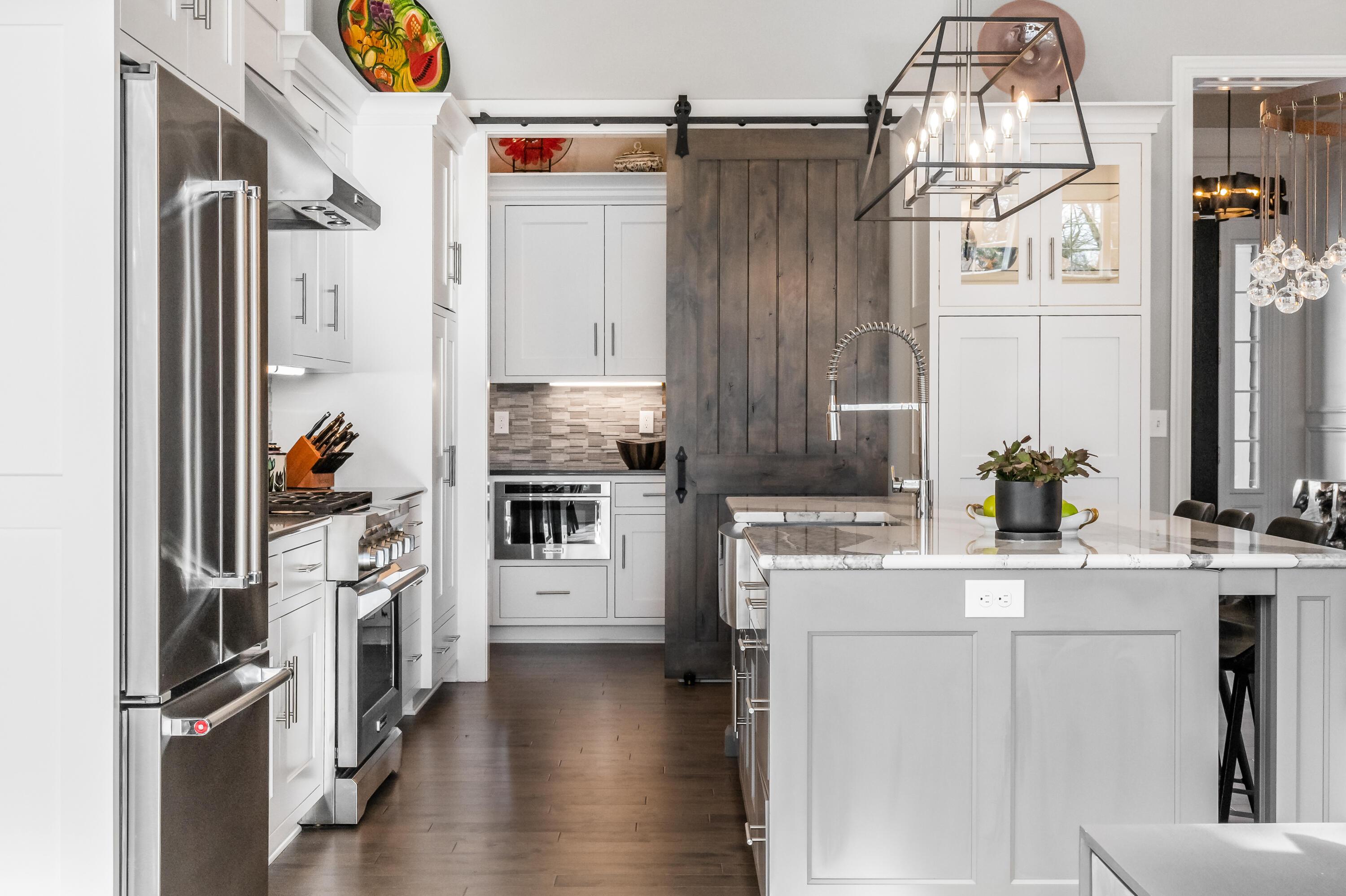 3472 Westbrook Place