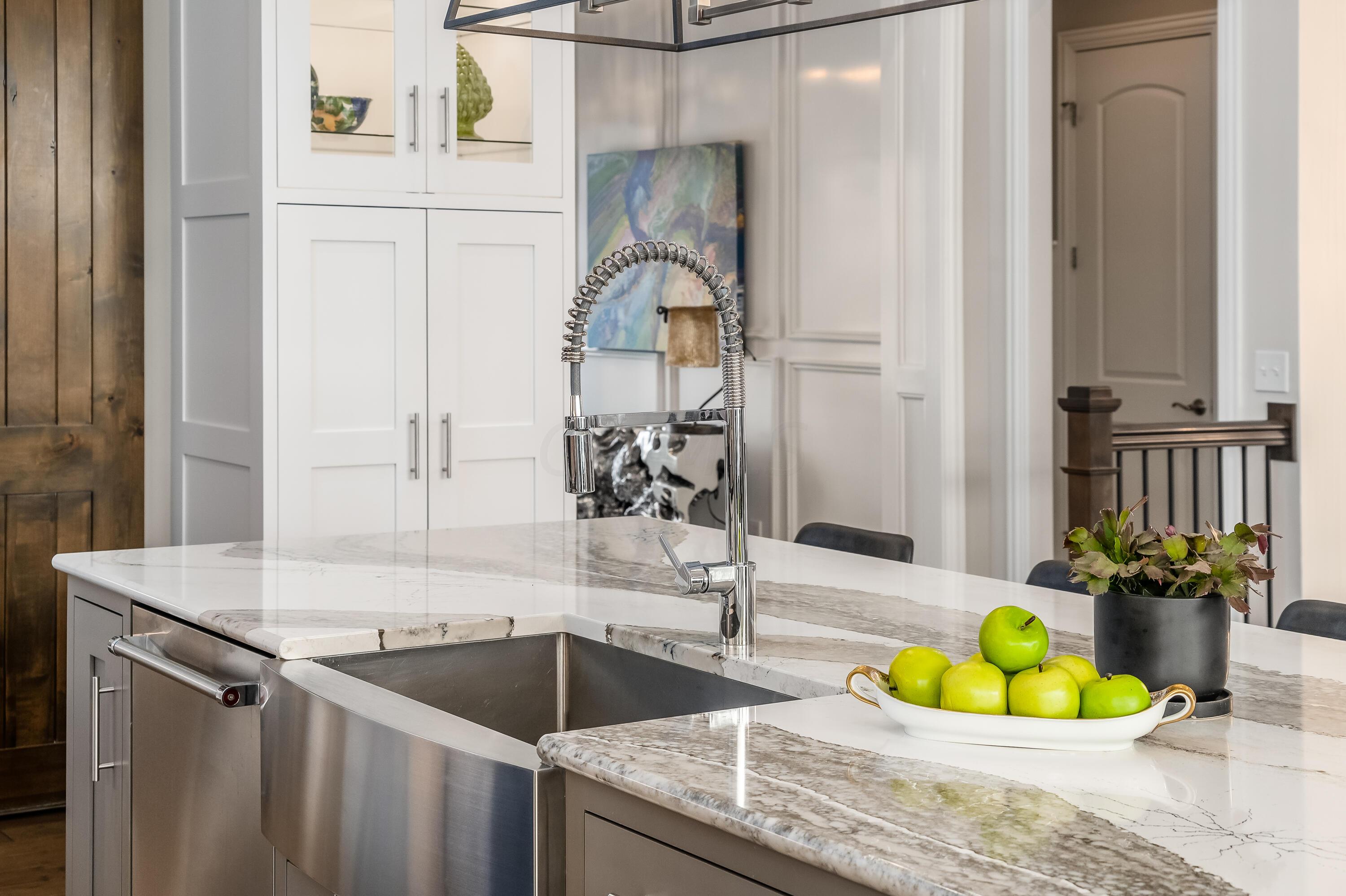 3472 Westbrook Place