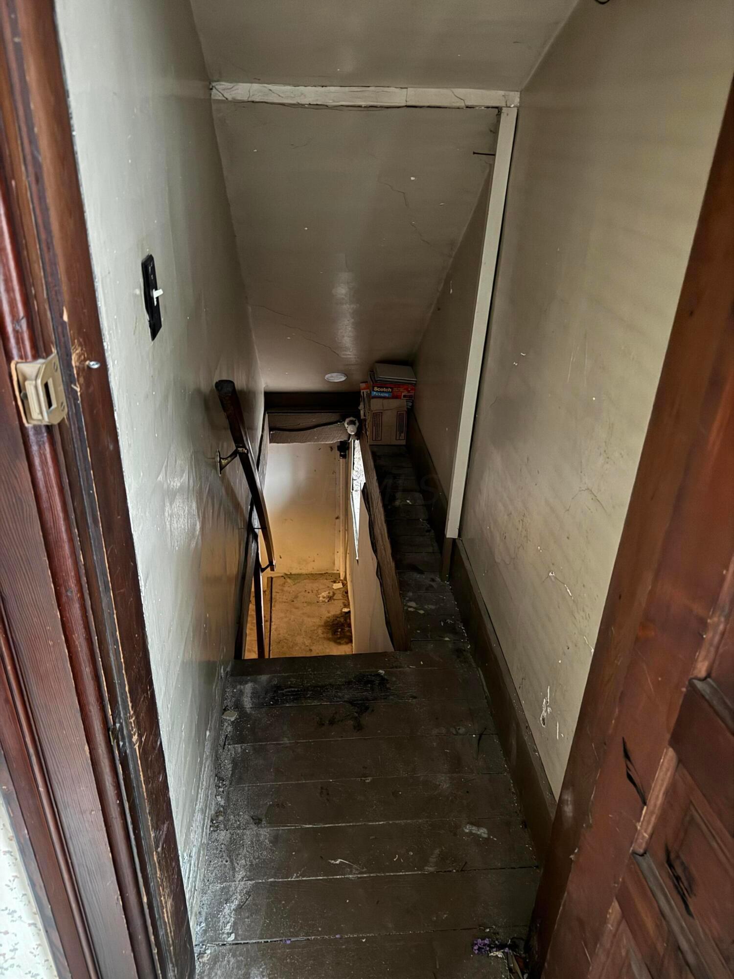 240 W Central Avenue