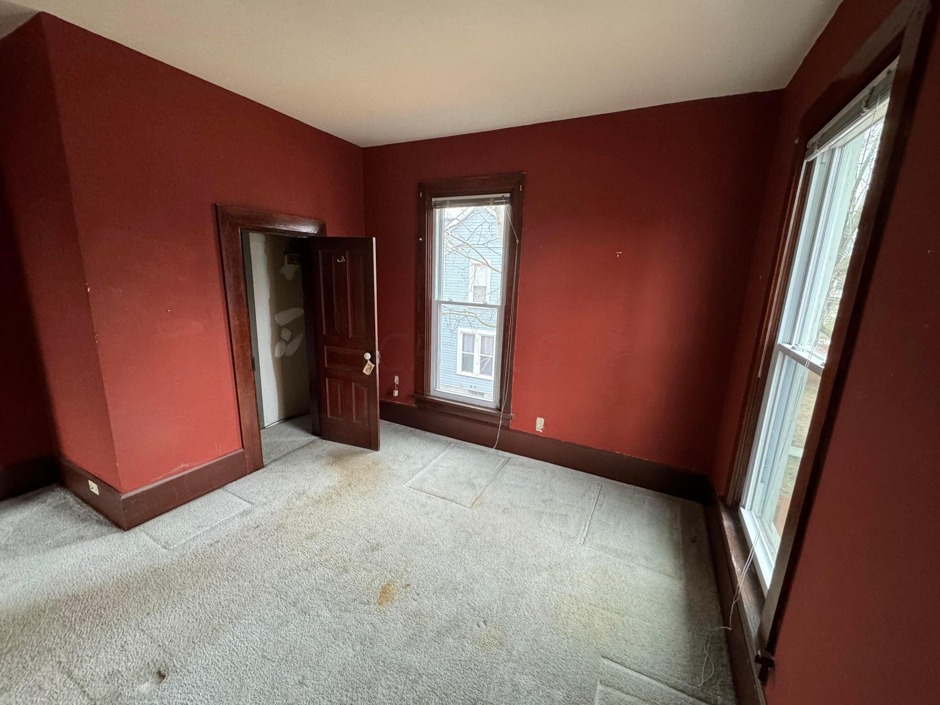 240 W Central Avenue