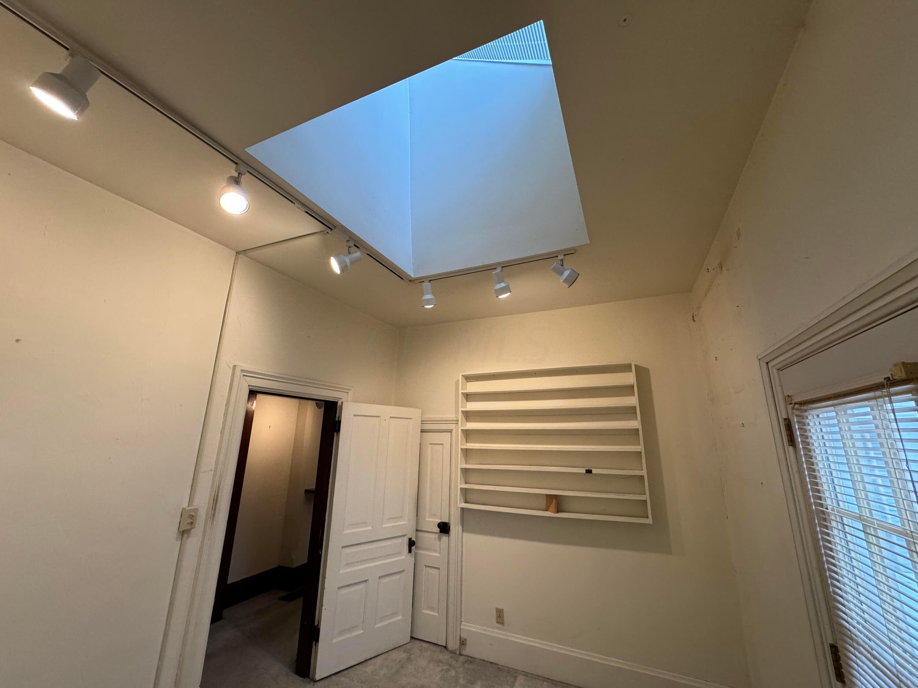 240 W Central Avenue