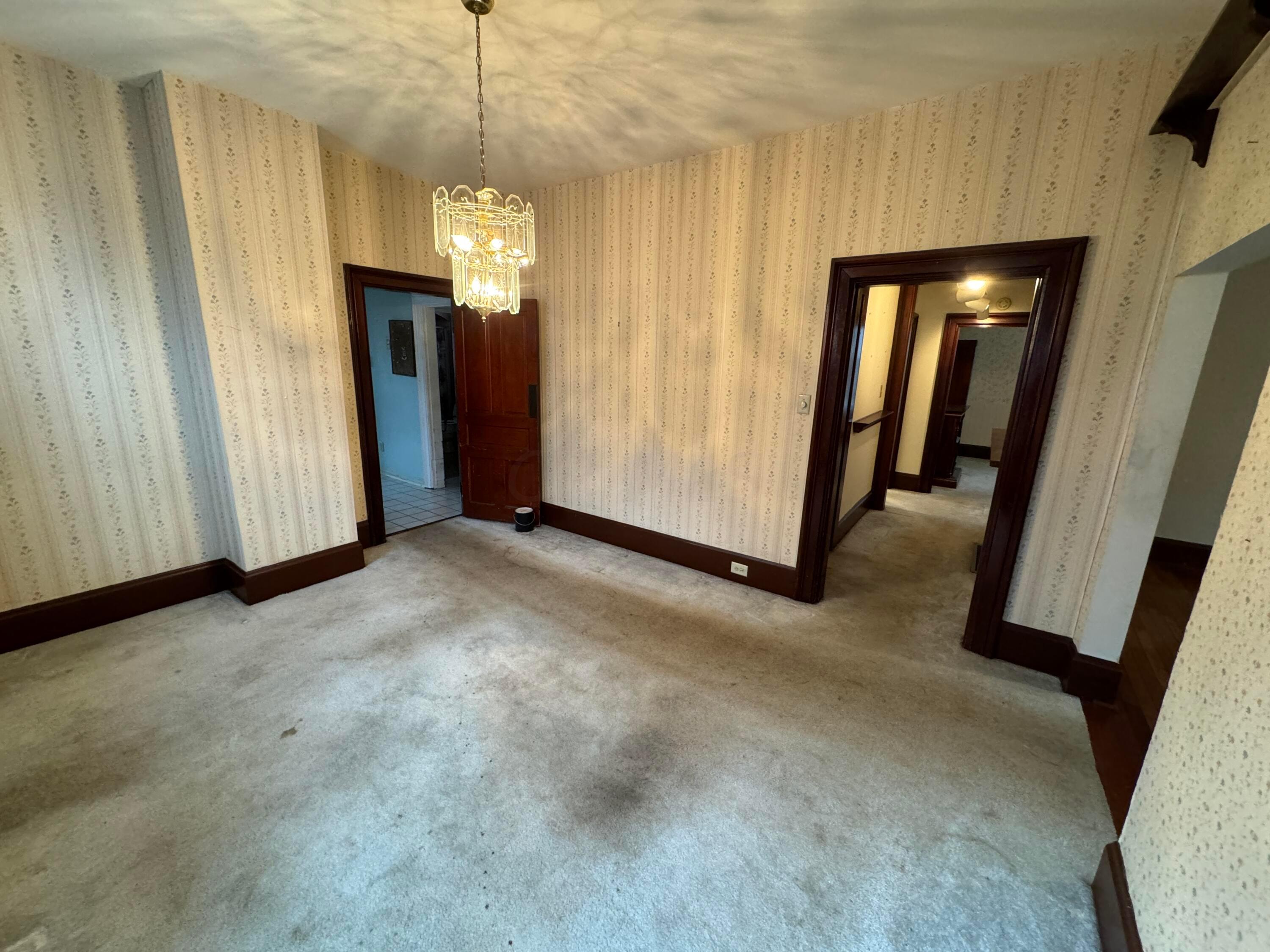 240 W Central Avenue