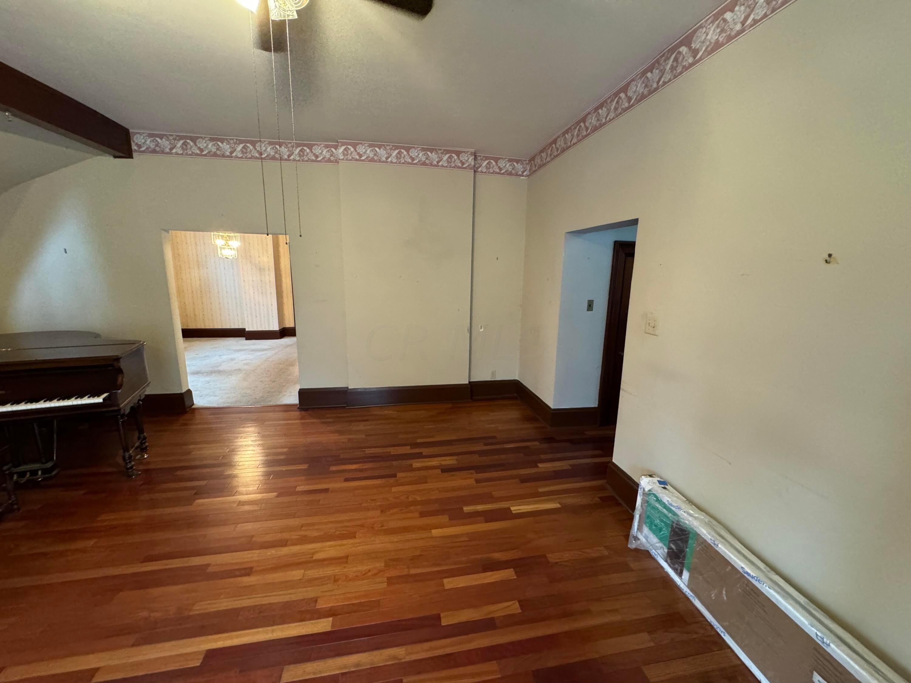 240 W Central Avenue