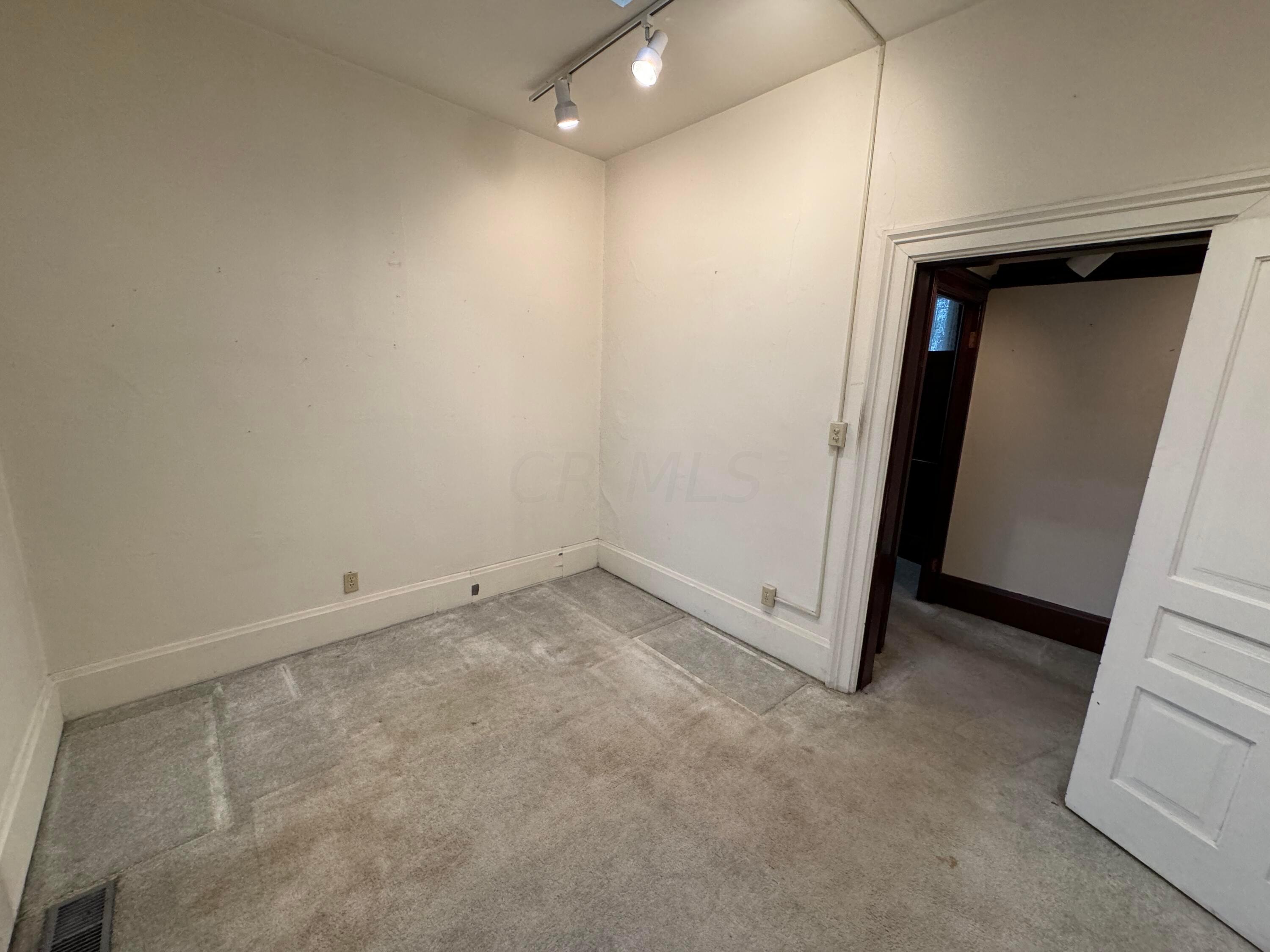 240 W Central Avenue