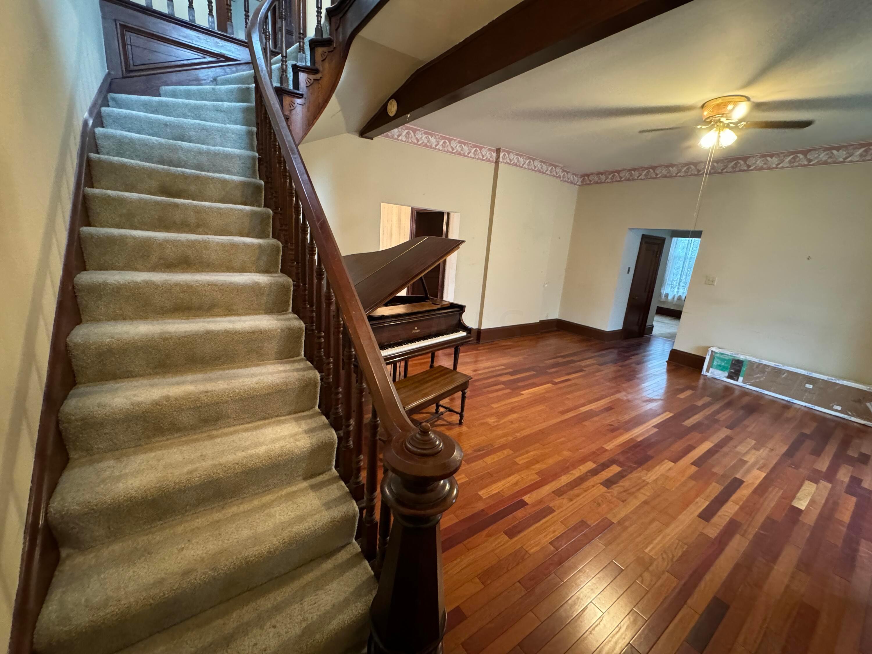 240 W Central Avenue