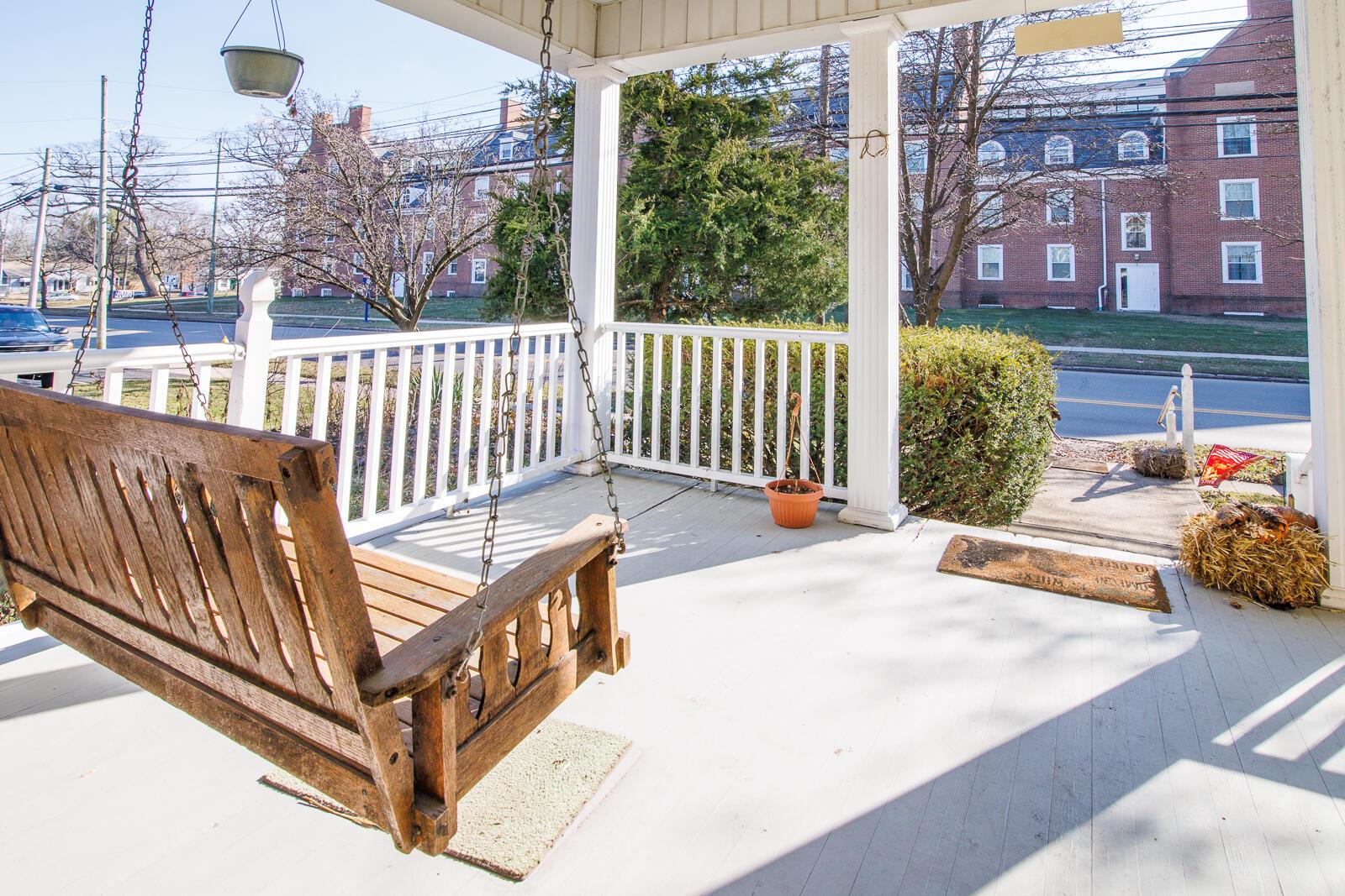 240 W Central Avenue