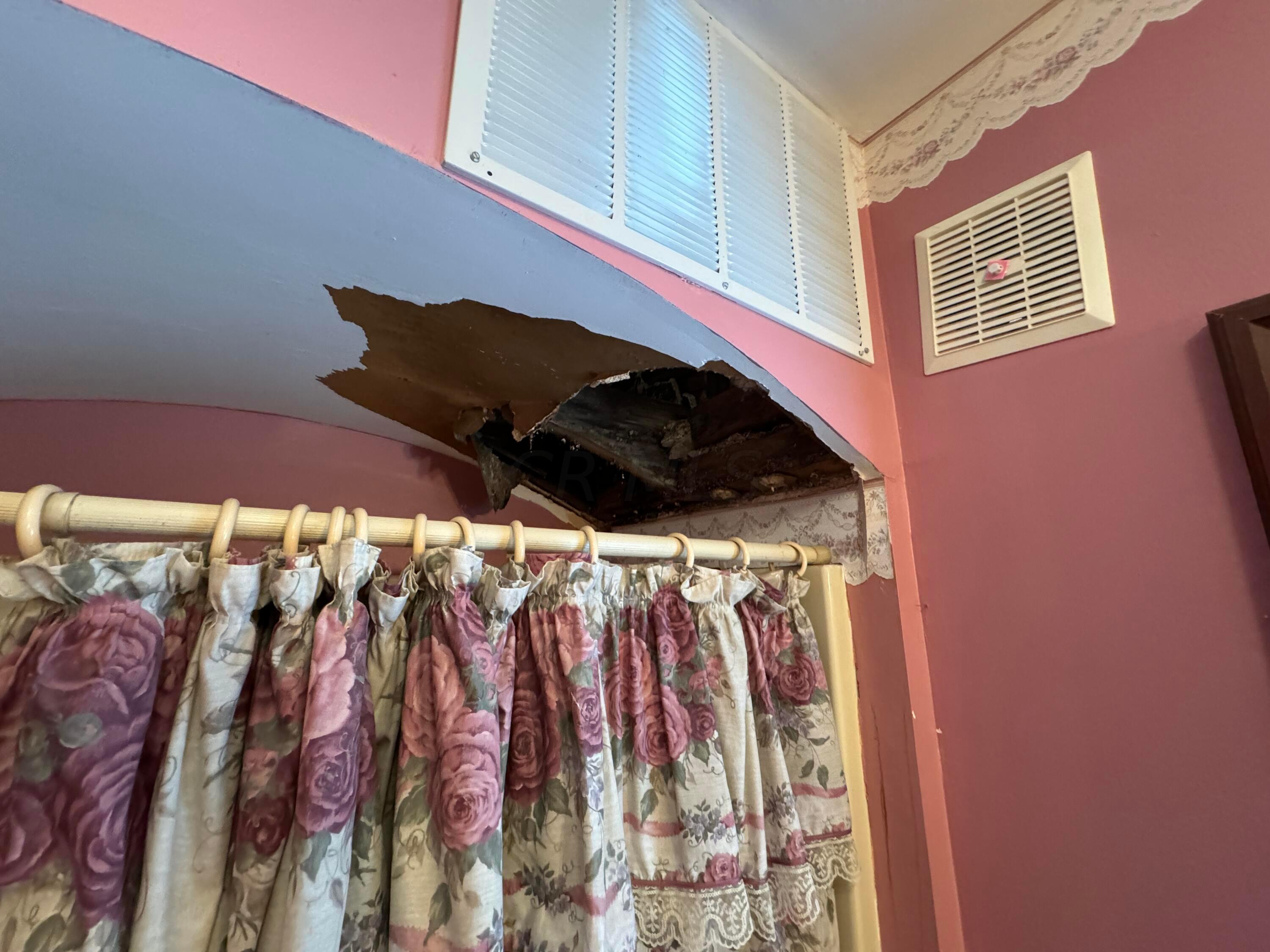 240 W Central Avenue