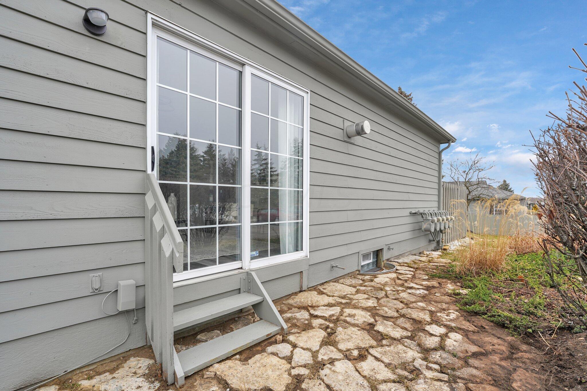 5803 Blendon Place Drive, 13E