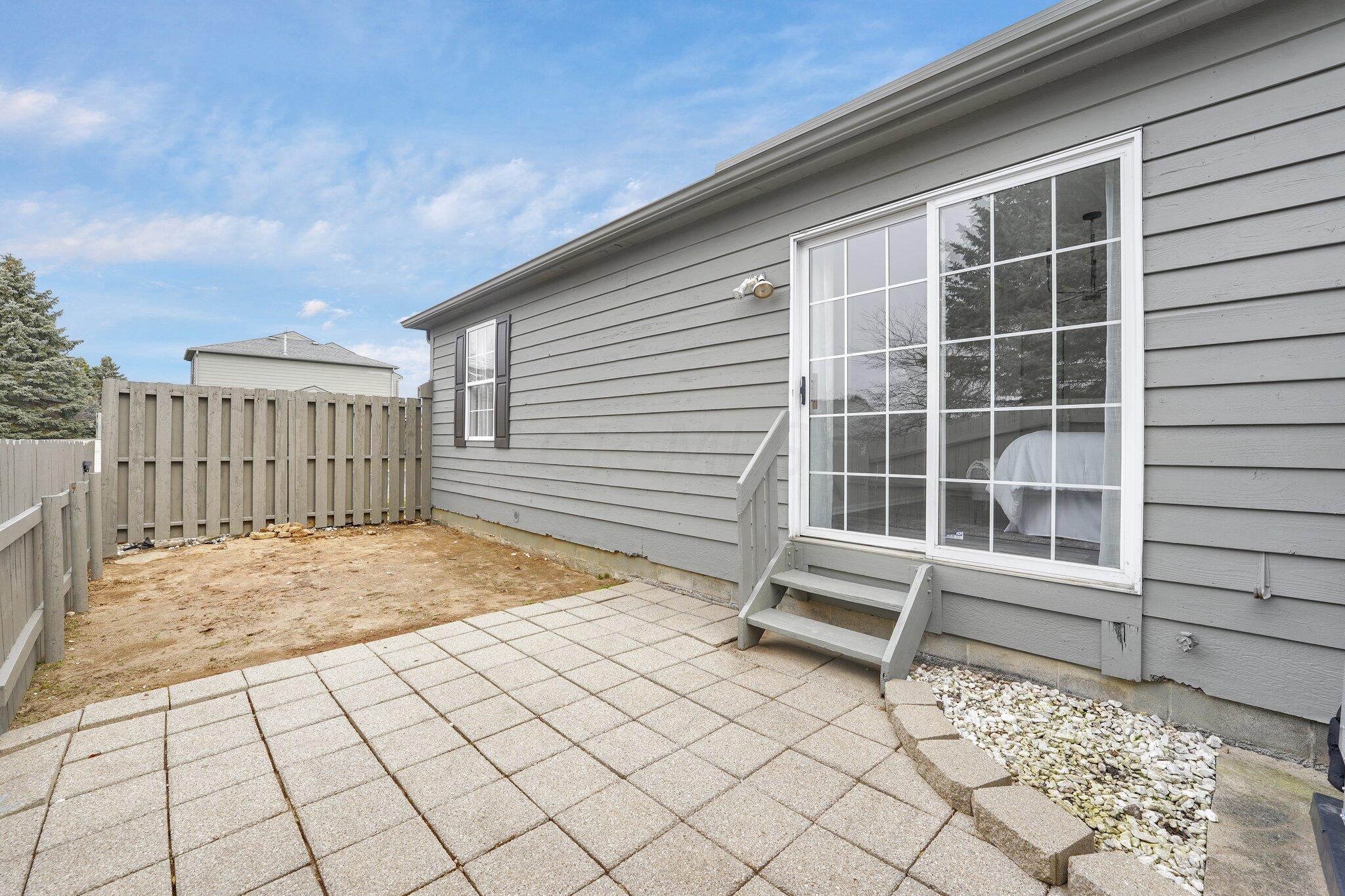 5803 Blendon Place Drive, 13E