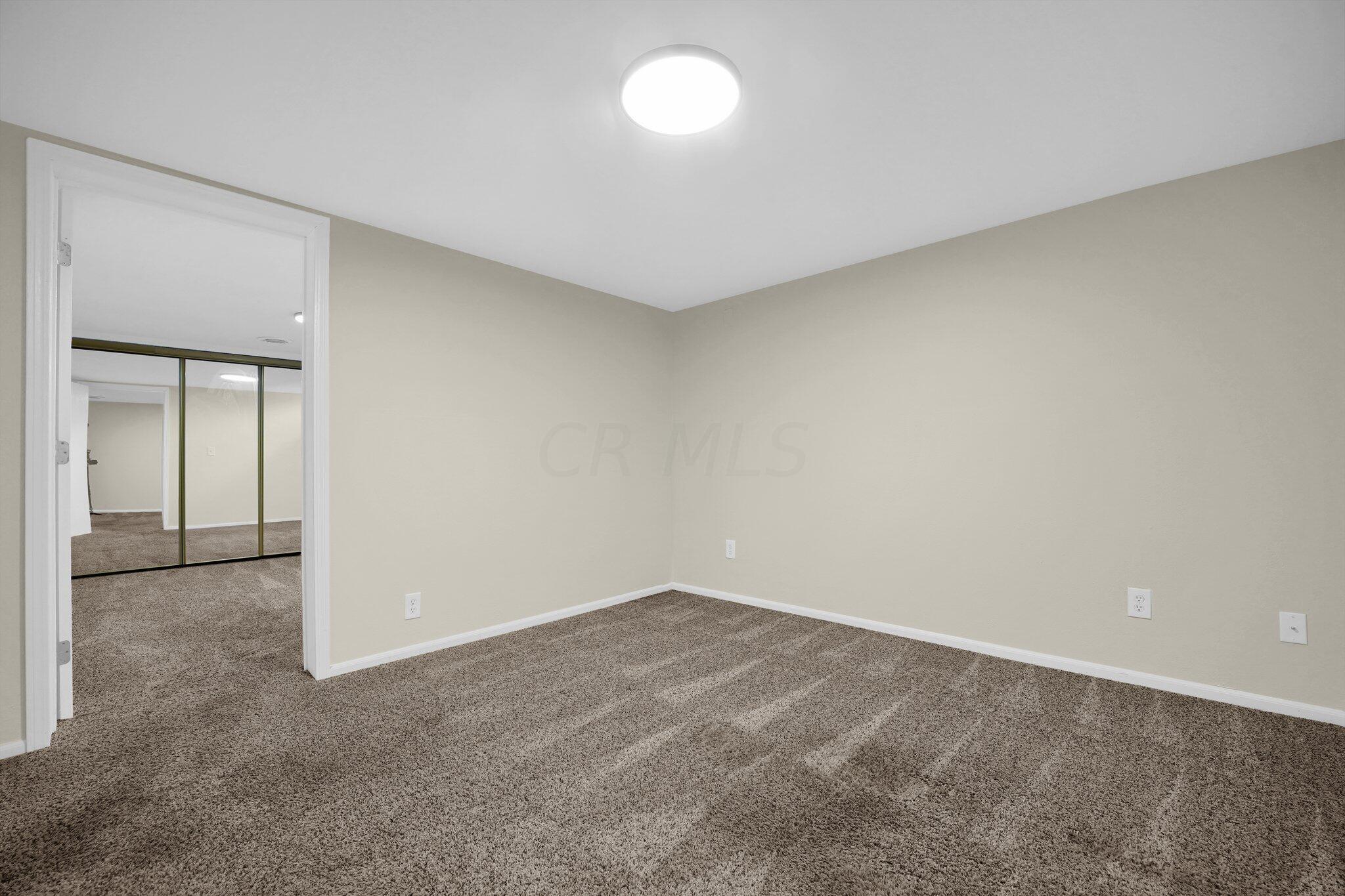 5803 Blendon Place Drive, 13E