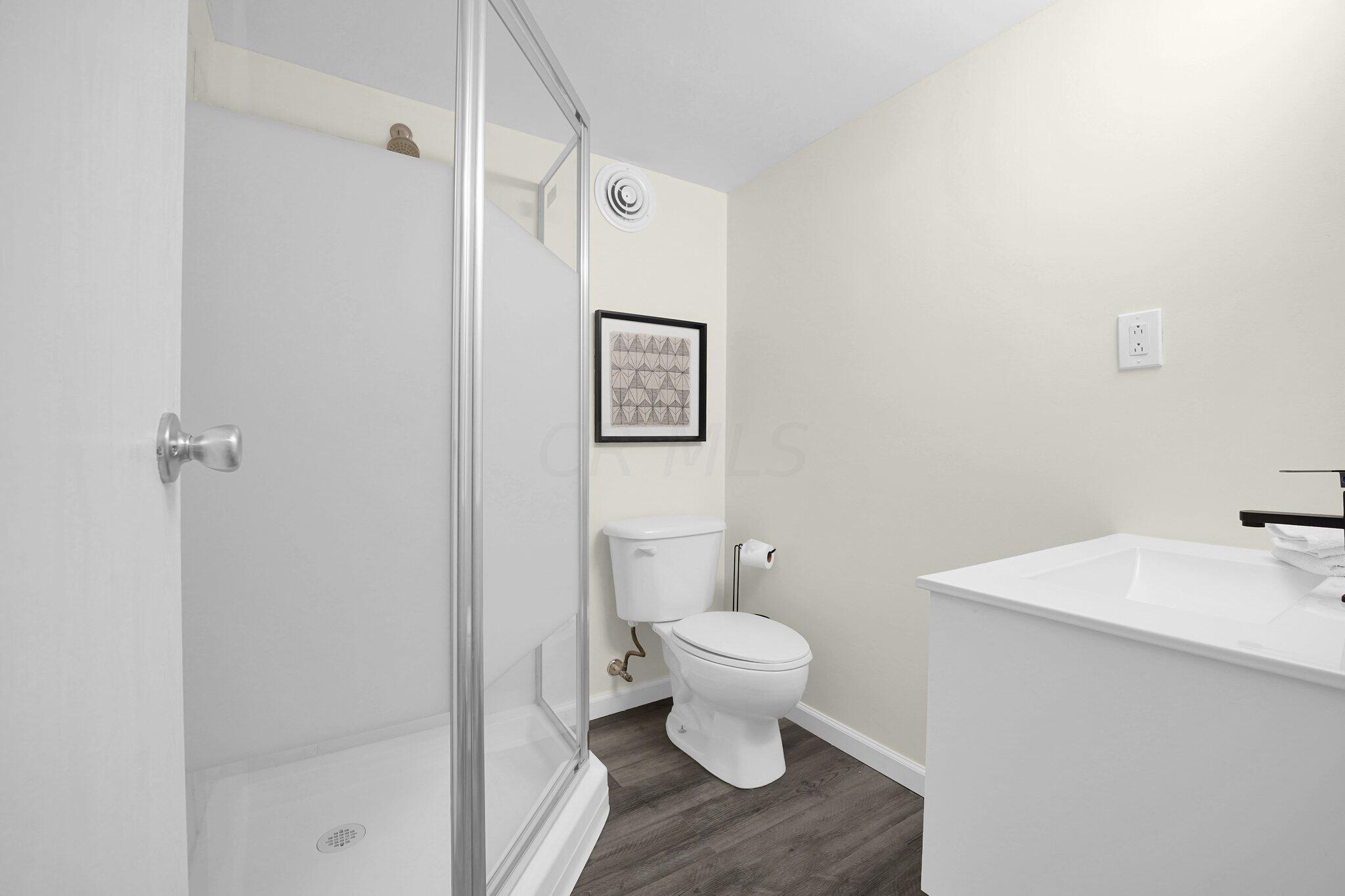 5803 Blendon Place Drive, 13E