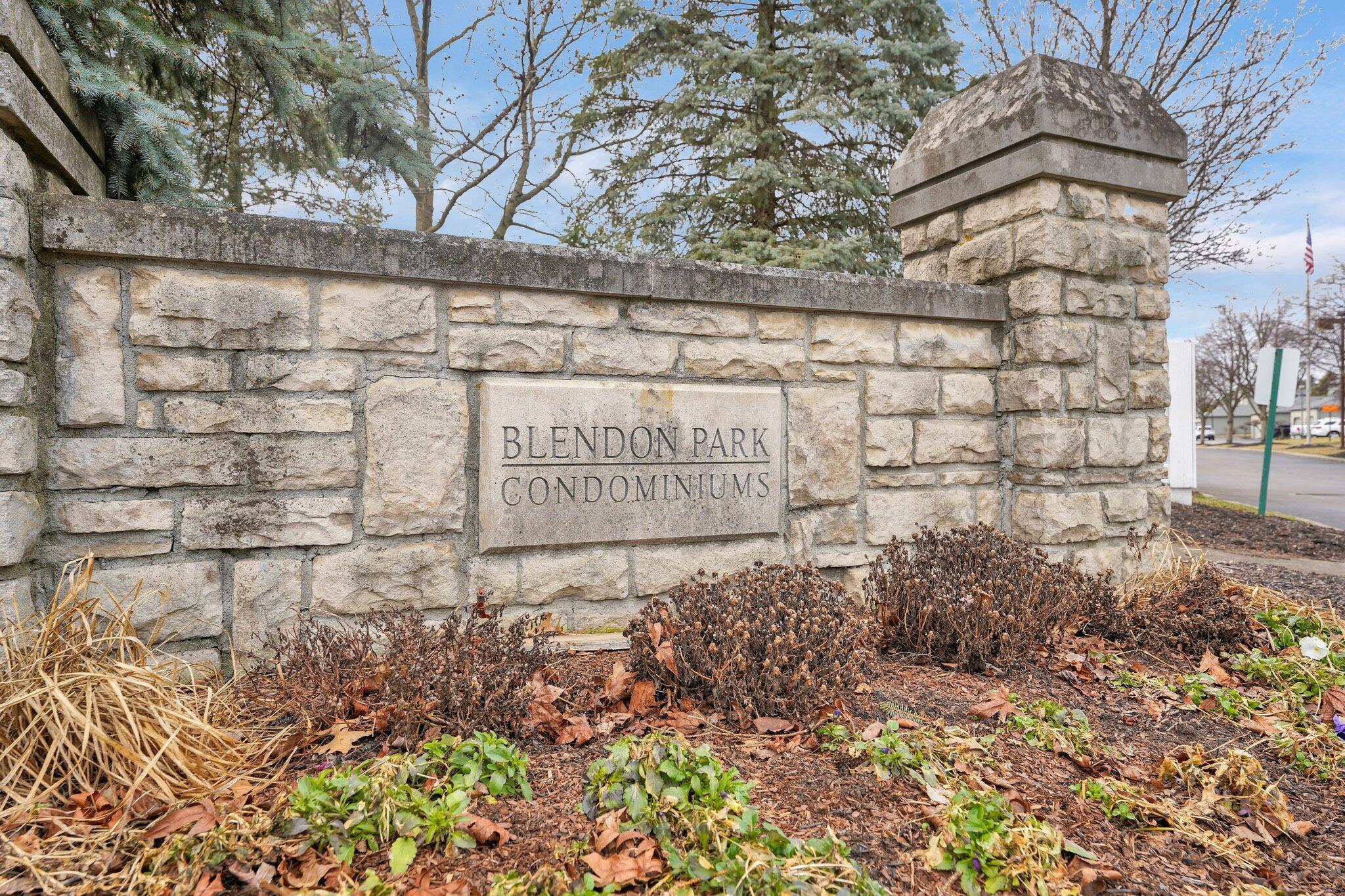 5803 Blendon Place Drive, 13E