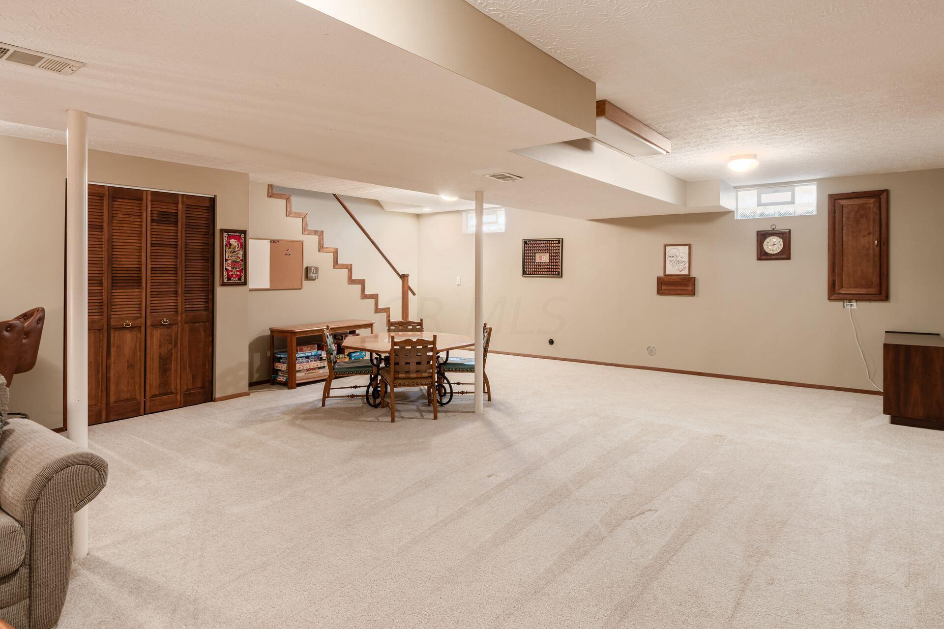 417 Six Pence Circle