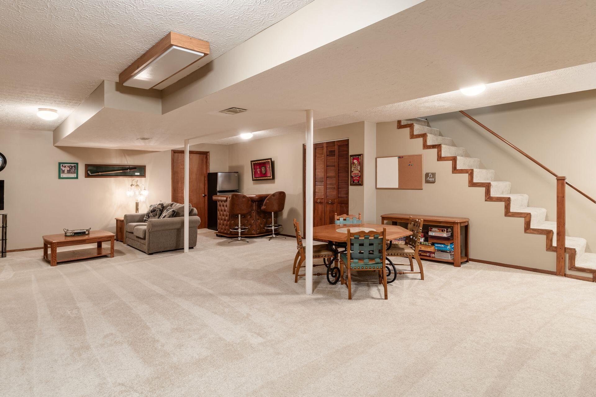 417 Six Pence Circle