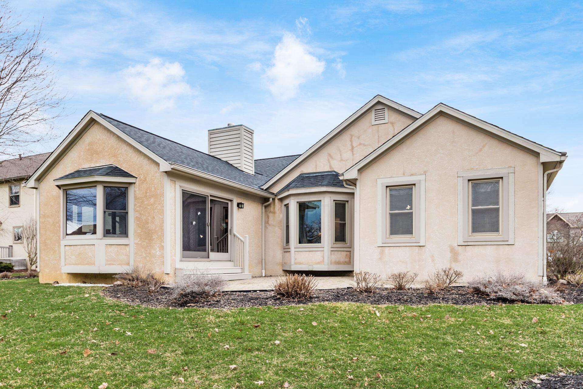 417 Six Pence Circle